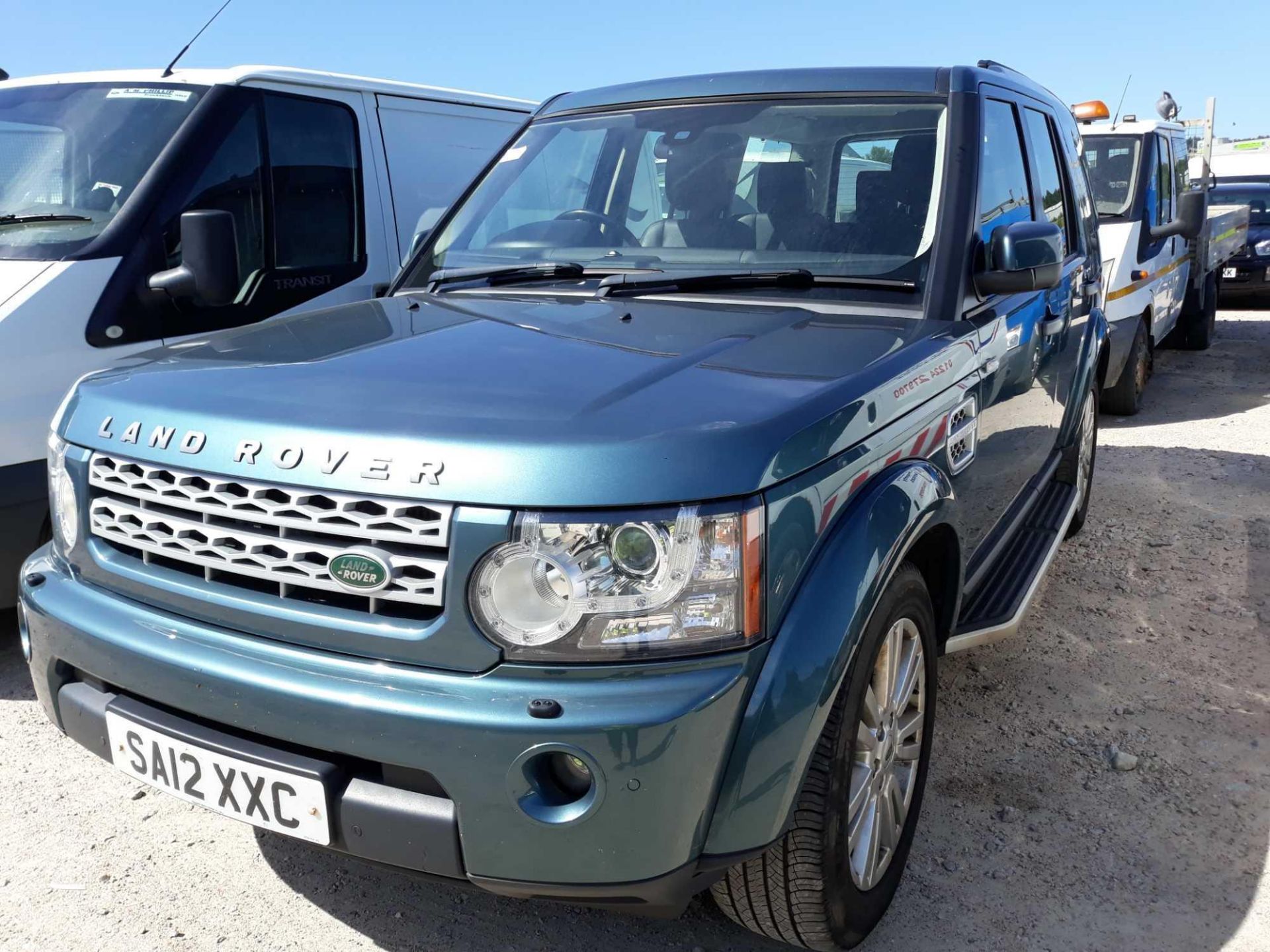 Land Rover Discovery Xs Sdv6 Auto - 2993cc 5 Door Estate - Image 2 of 3