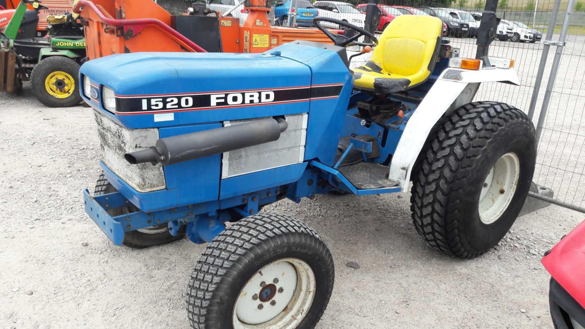 FORD COMPACT TRACTOR 1520 3778 HOURS