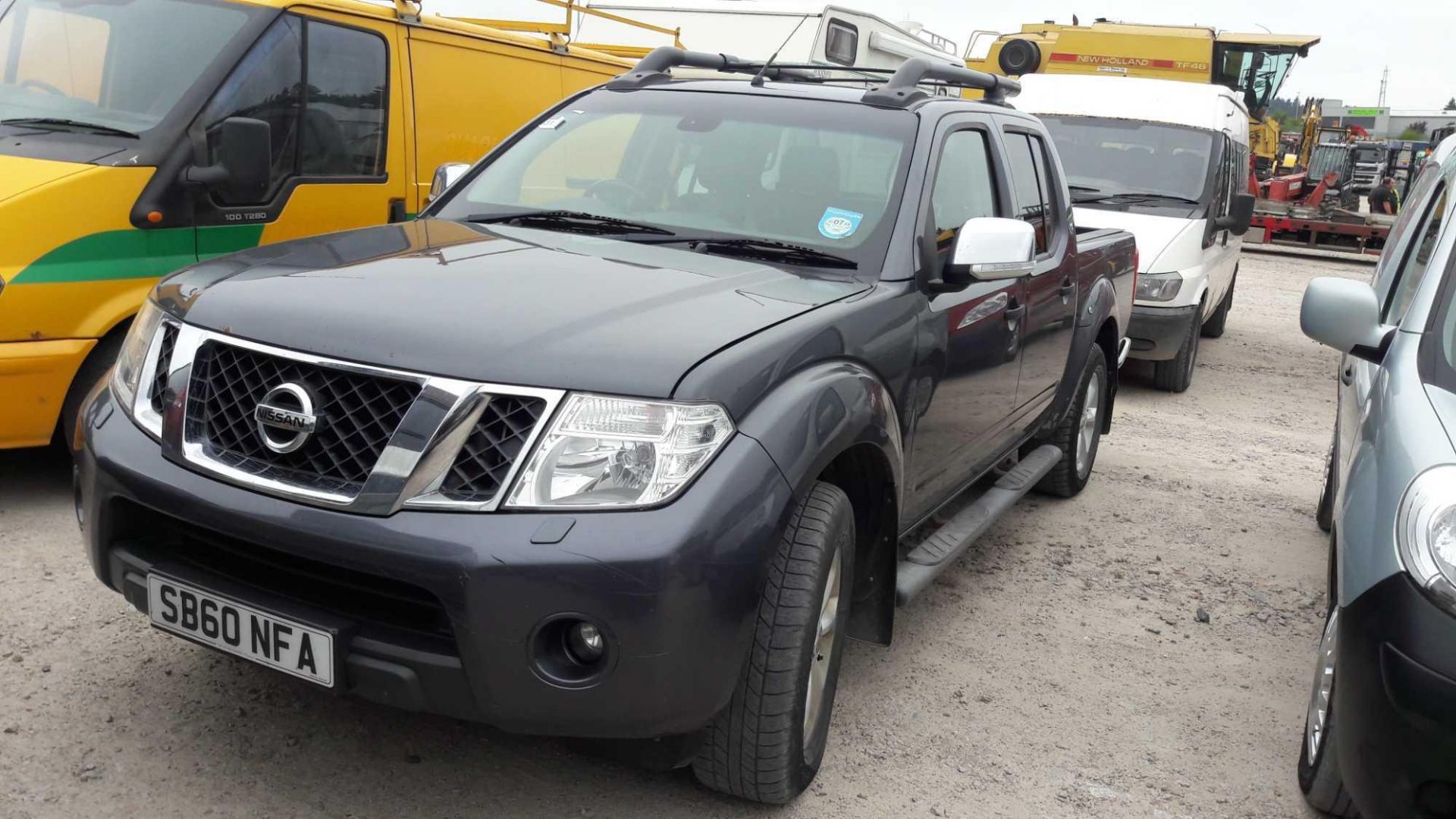 Nissan Navara Tekna D/c Dci 188 - 2488cc Pickup - Image 4 of 4