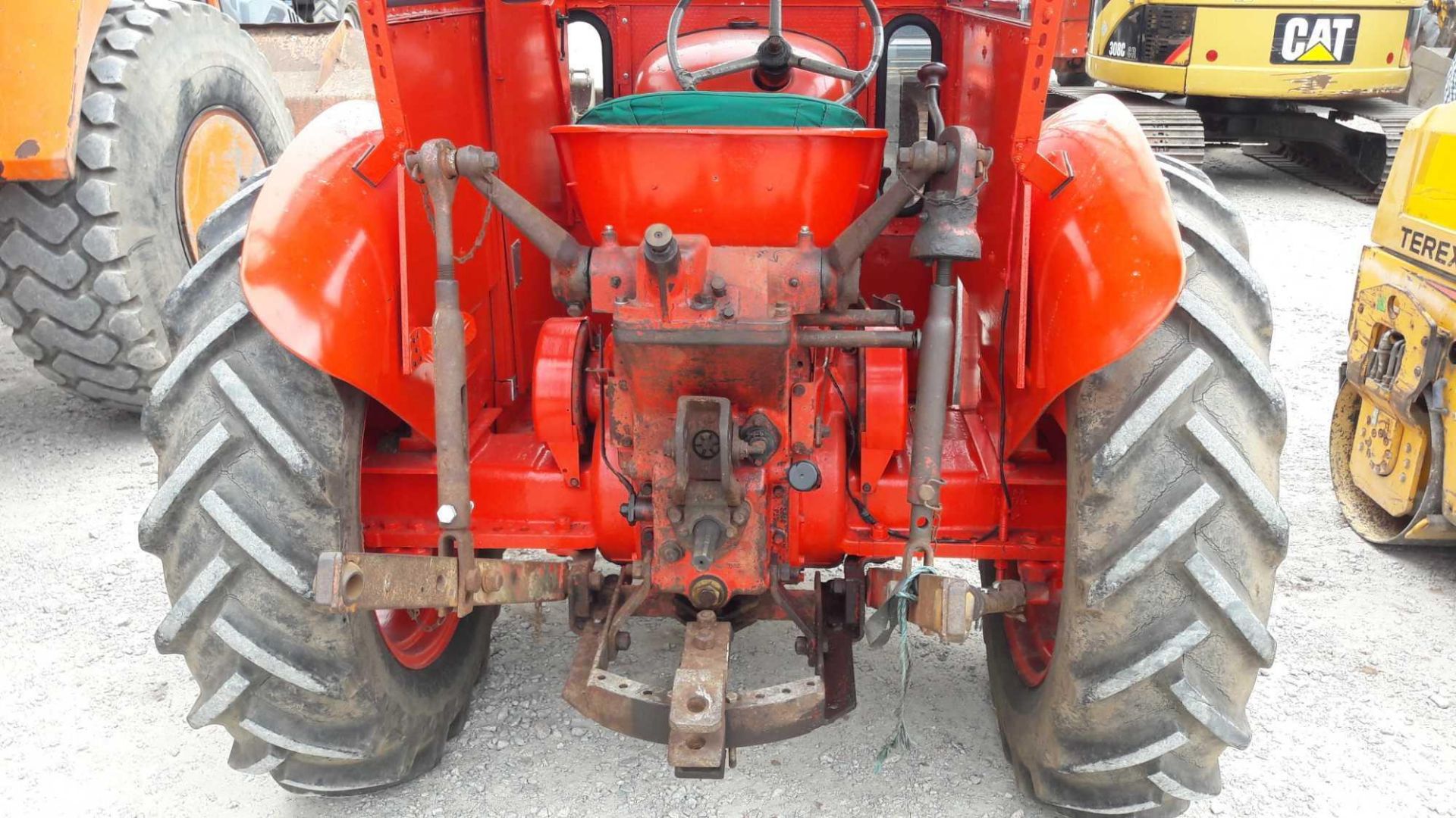 Nuffield 342 - 2800cc Tractor - Image 3 of 5