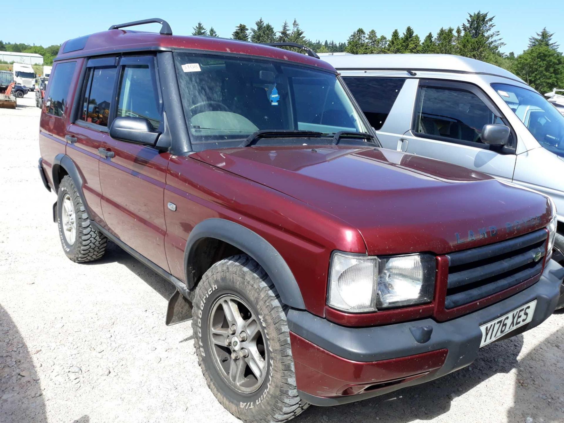 Land Rover Discovery Td5 Gs - 2495cc Estate - Image 2 of 3