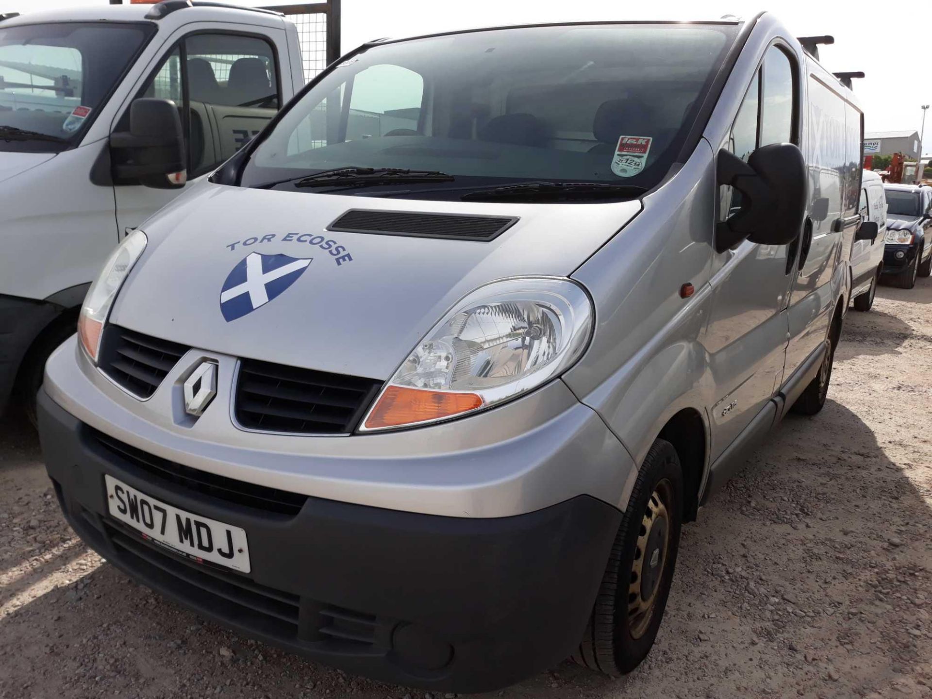 Renault Trafic Sl27+ Dci 115 - 1995cc 2 Door Van - Image 2 of 3