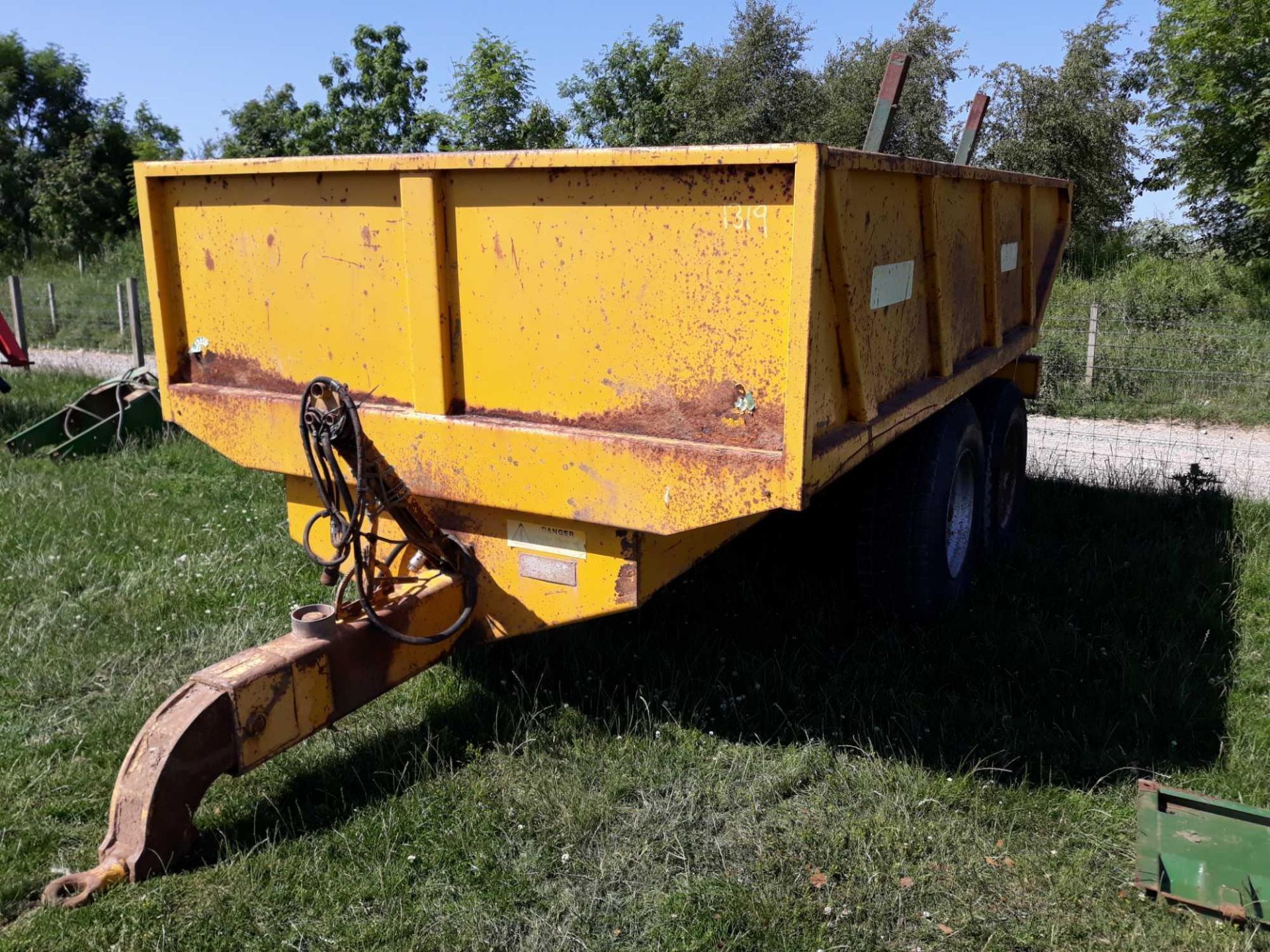 FRASER DUMP TRAILER