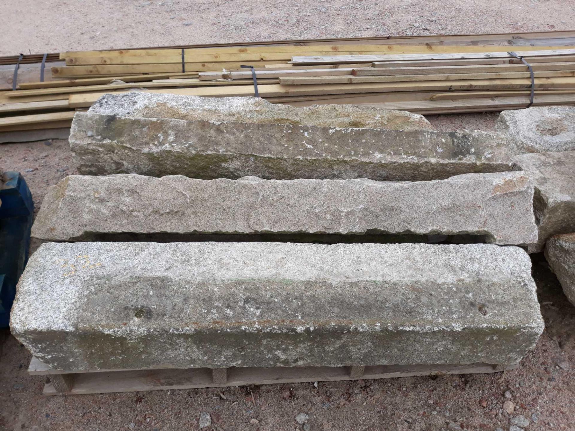 GRANITE LINTELS