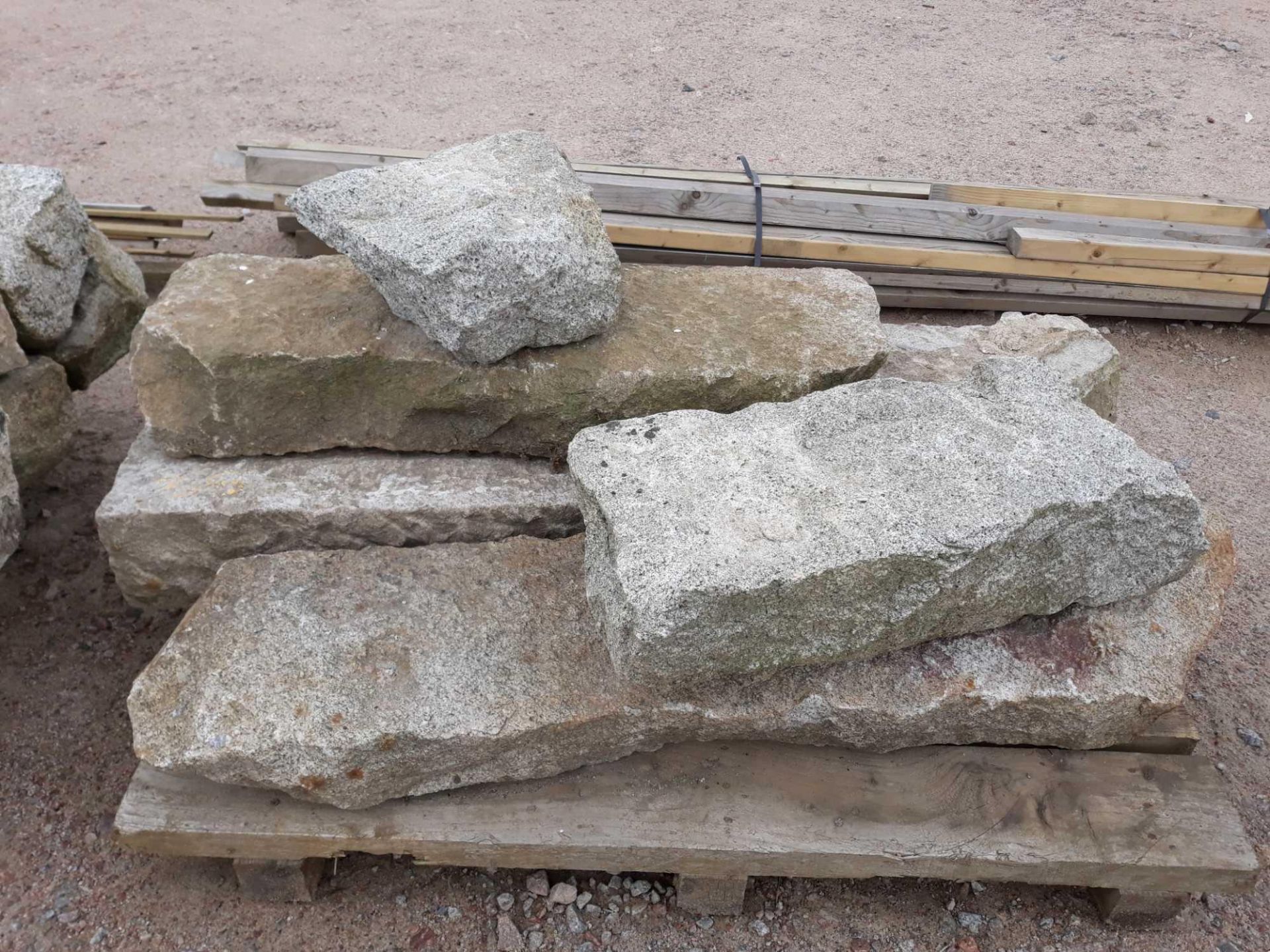 GRANITE LINTELS