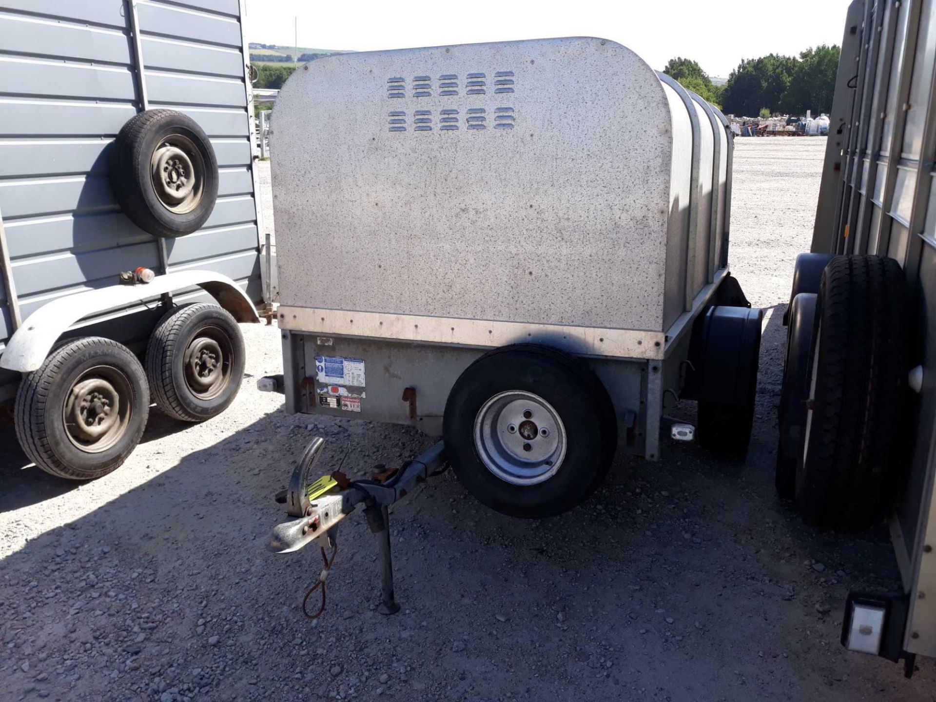 IFOR WILLIAMS P6E LIVESTOCK TRAILER