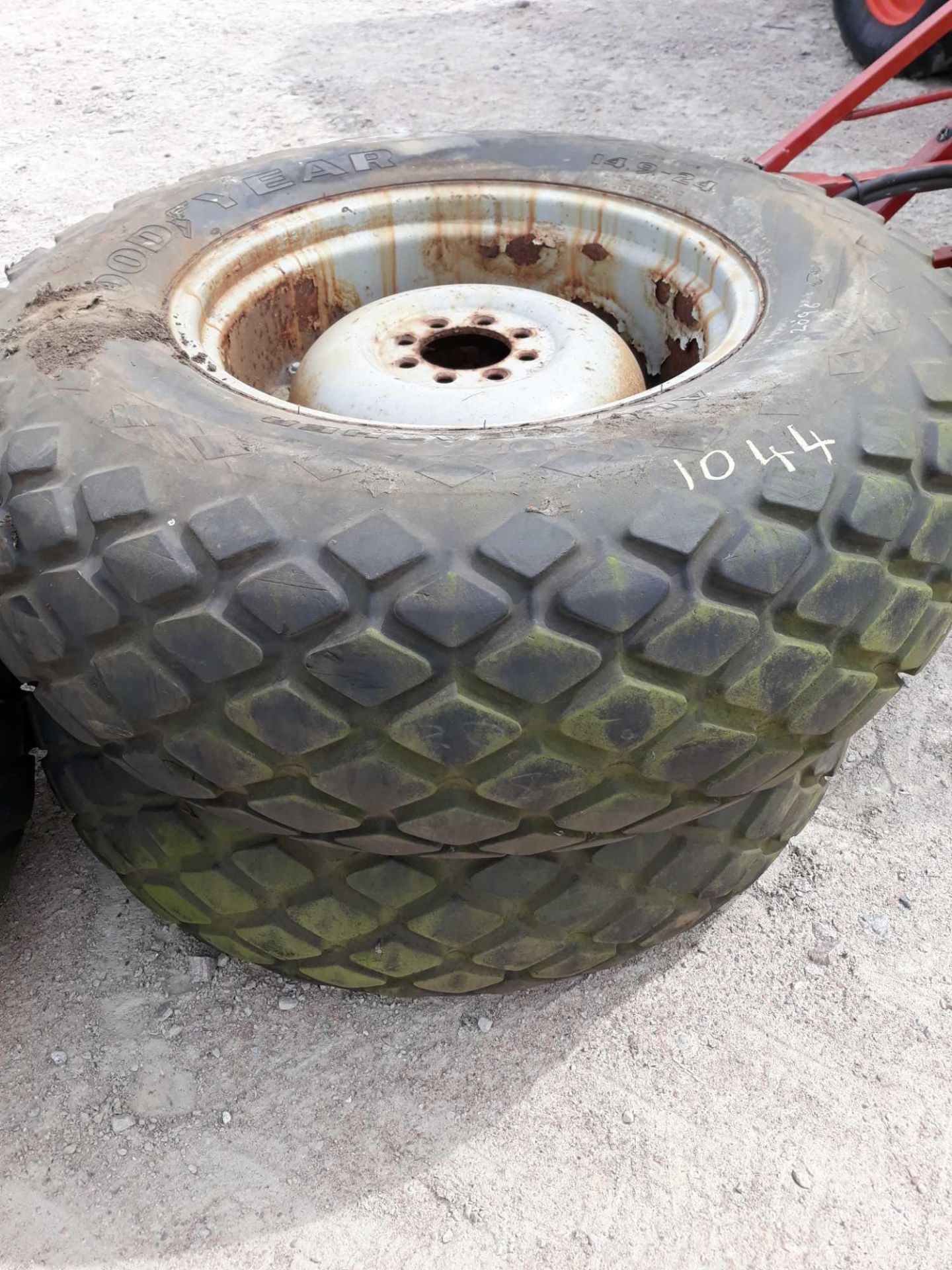 2 GRASS WHEELS & TYRES