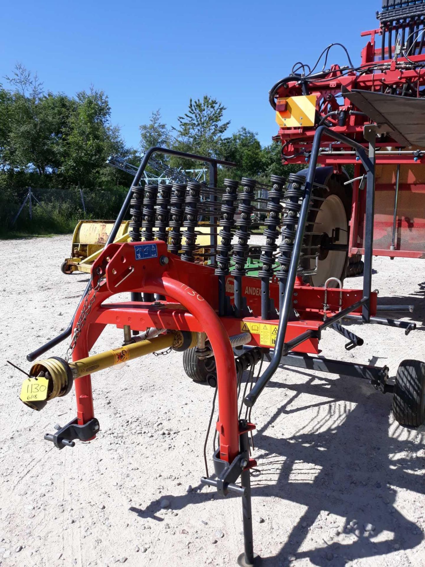 VICON SINGLE ROTOR RAKE WITH PTO