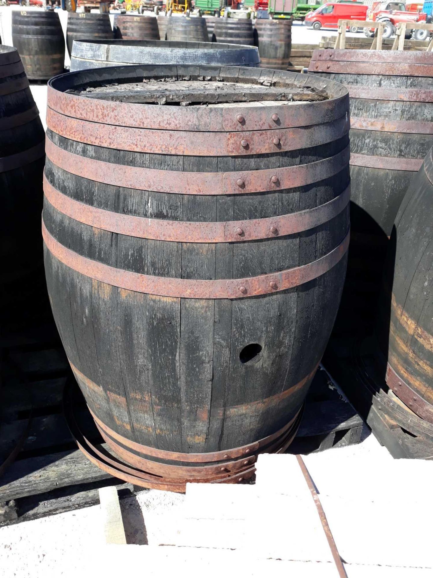 WHISKEY BARREL