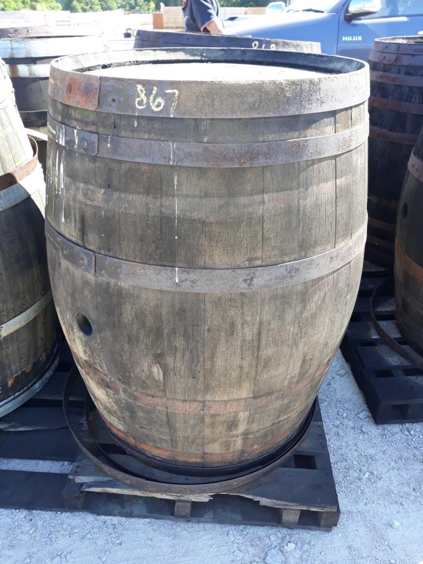 WHISKEY BARREL