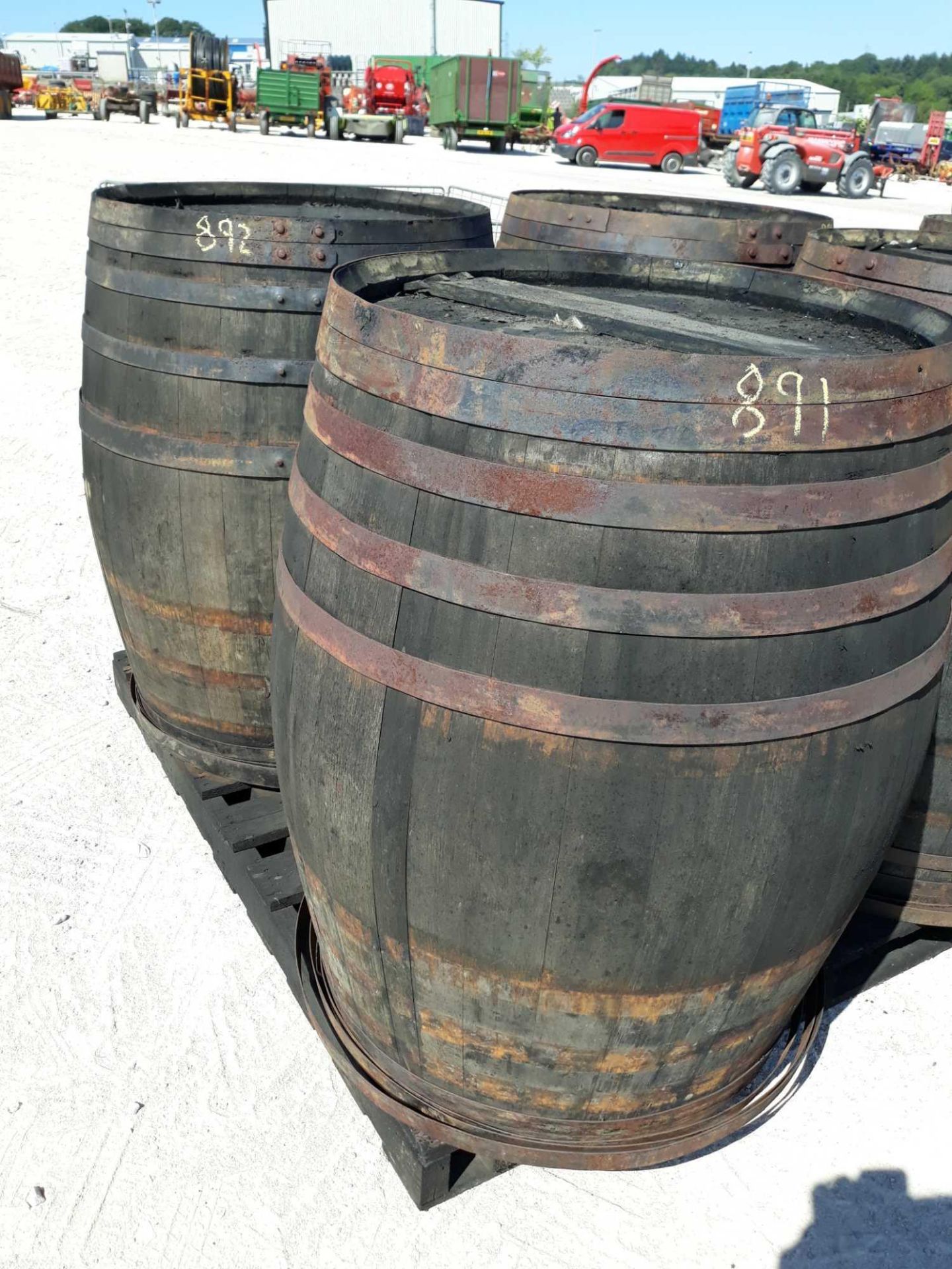 WHISKEY BARREL