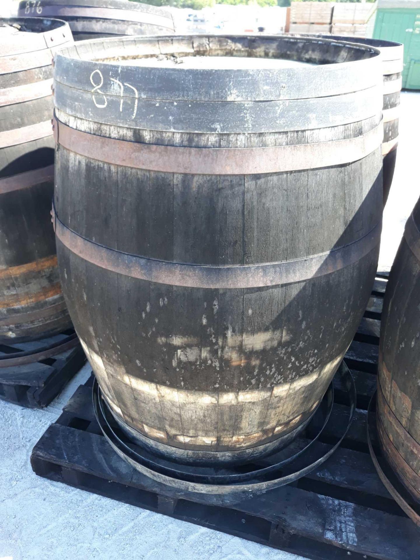 WHISKEY BARREL