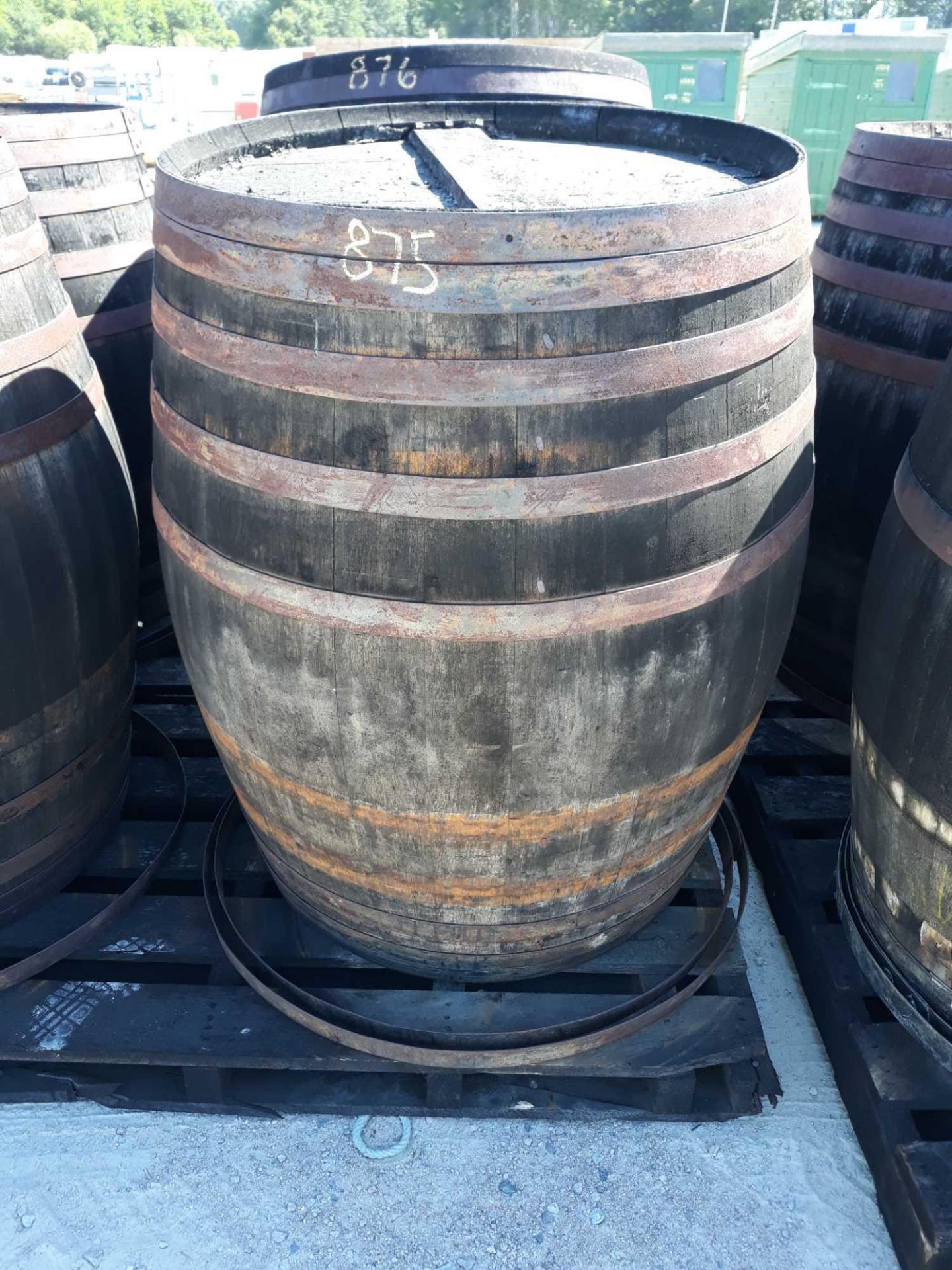 WHISKEY BARREL