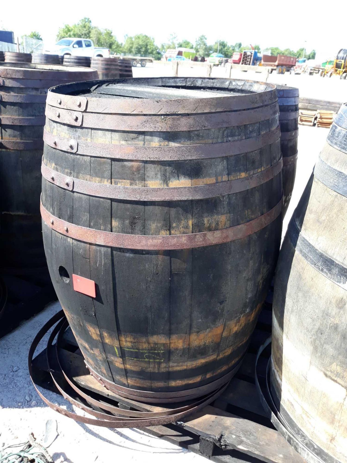 WHISKEY BARREL