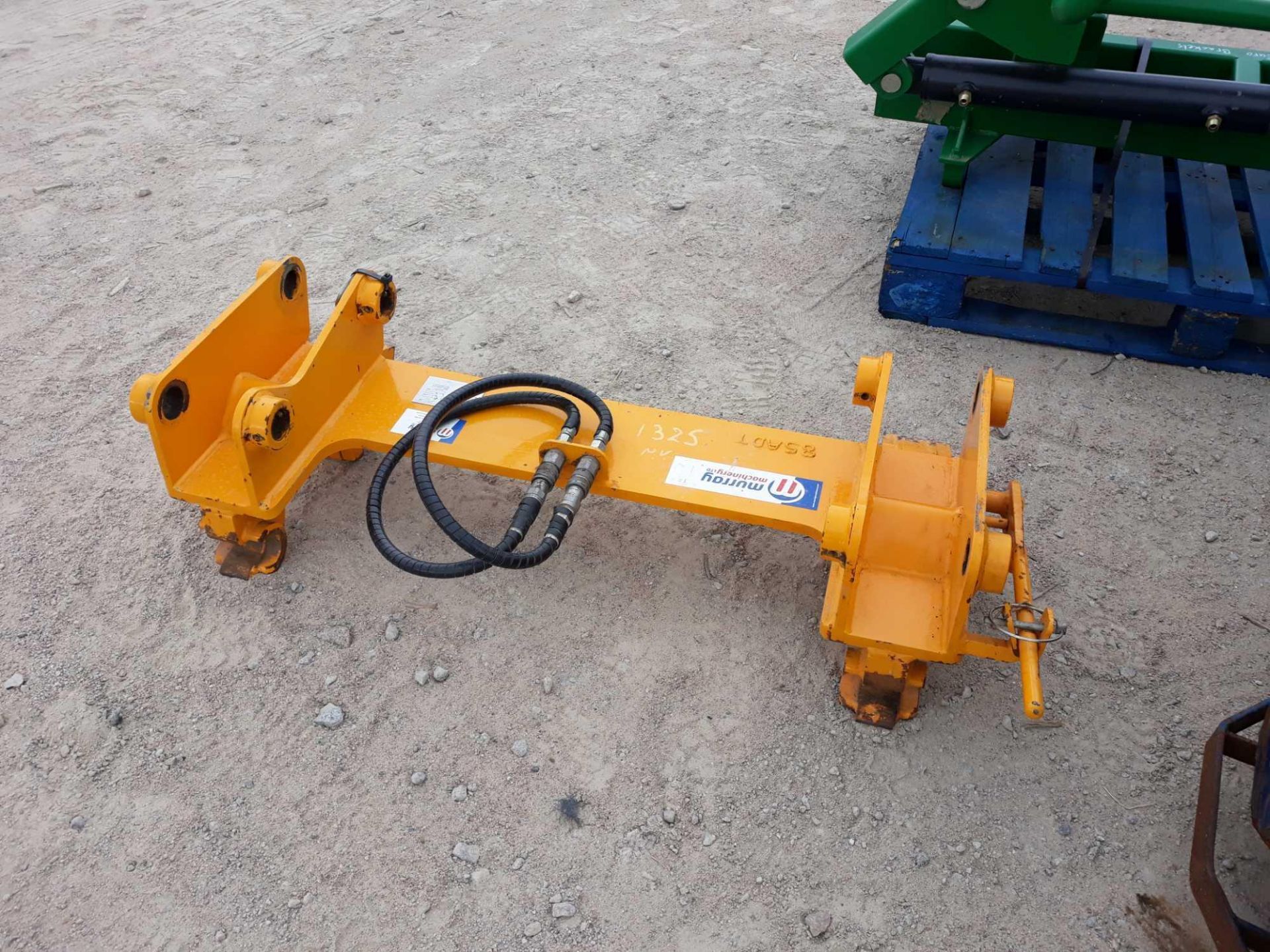 QUICK HITCH ATTACHMENT FOR JCB