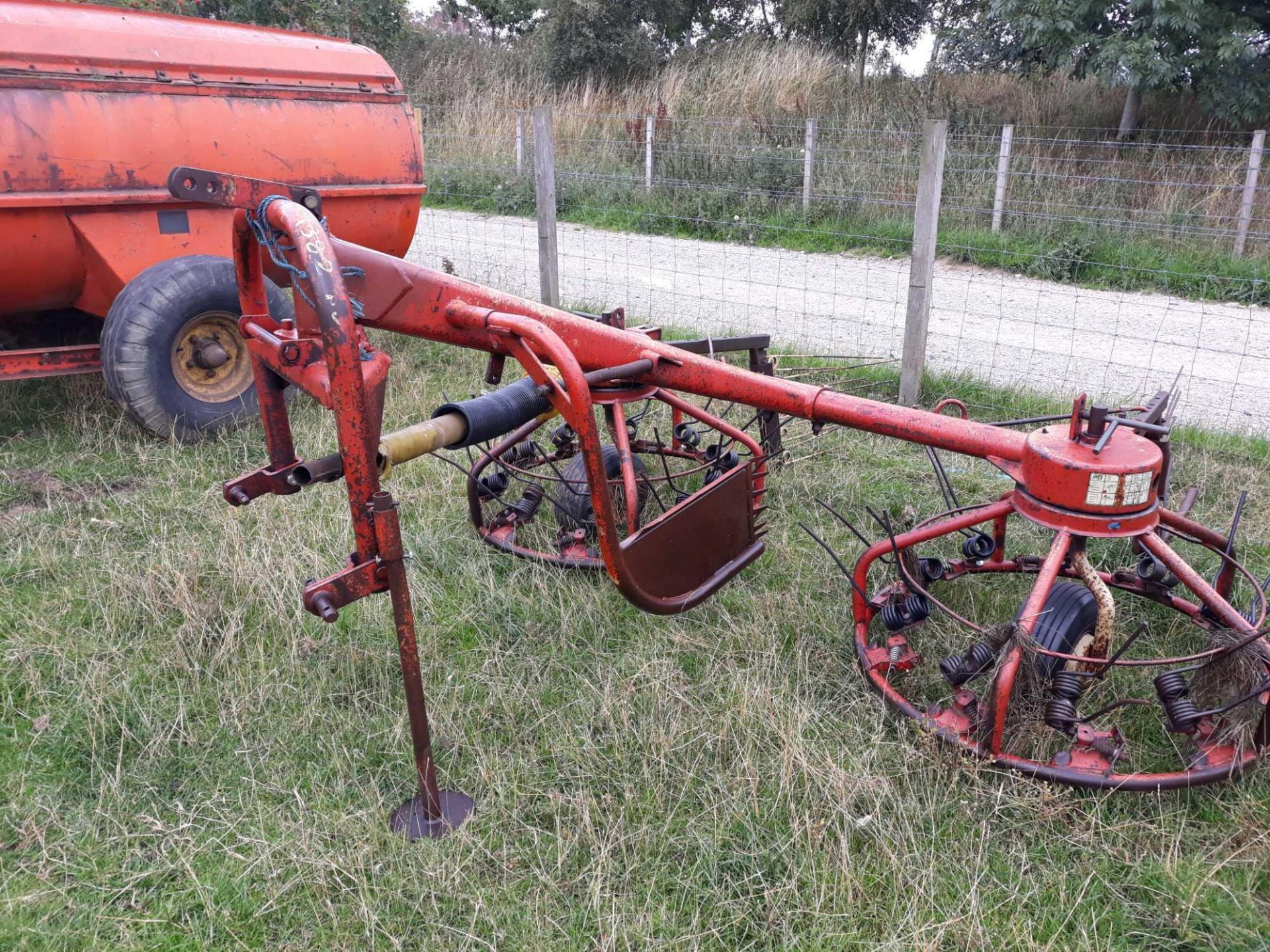 HAYBOB 300 WITH PTO