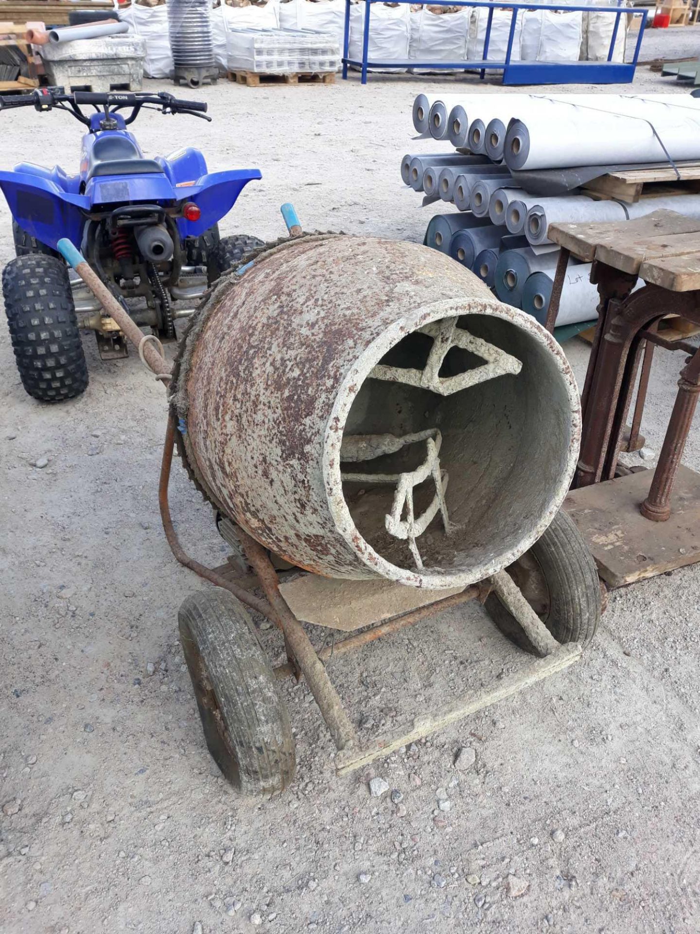 BARROW CEMENT MIXER