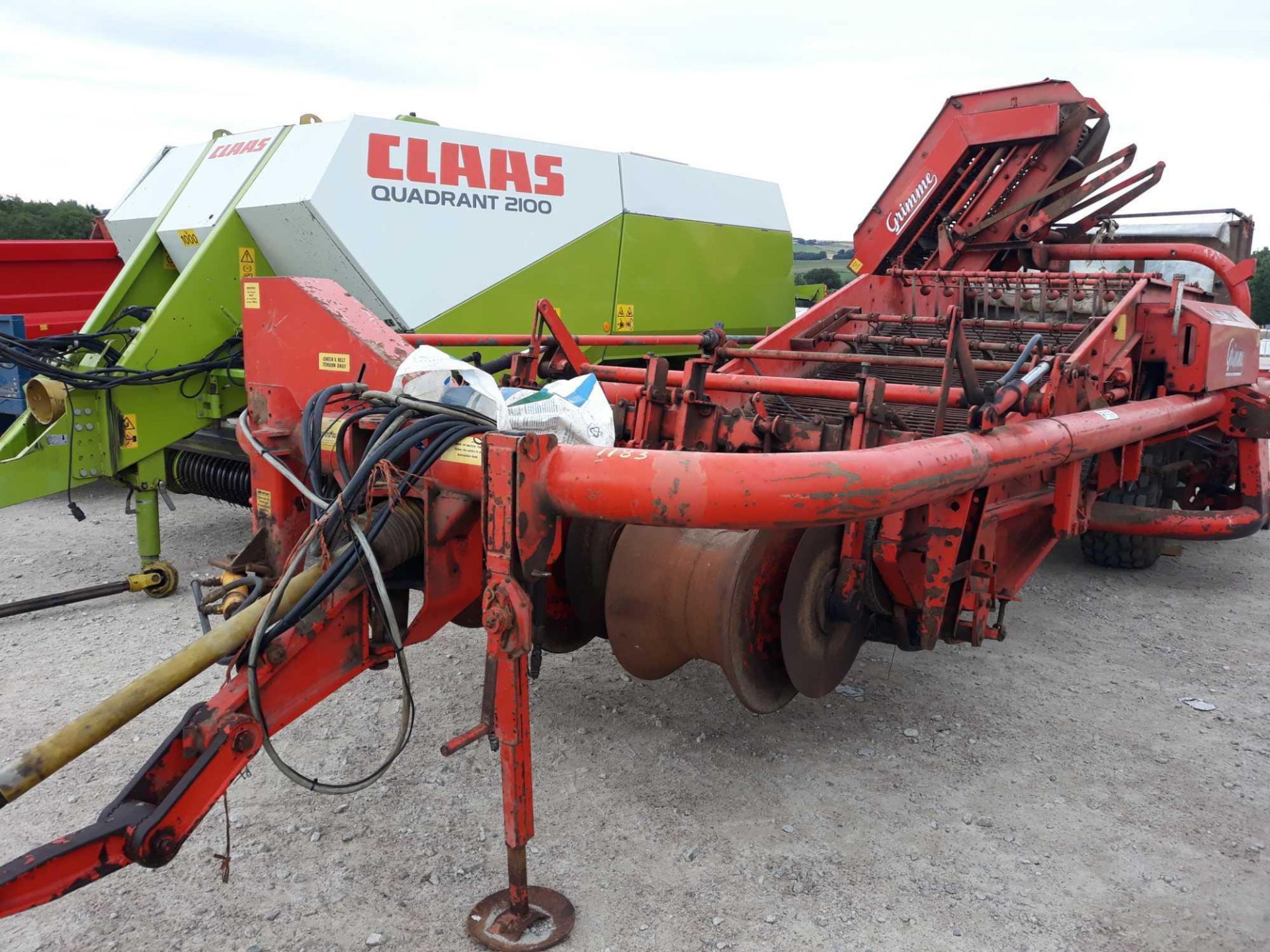 Q CONTINENTAL 83 GRIMME POTATO HARVESTER