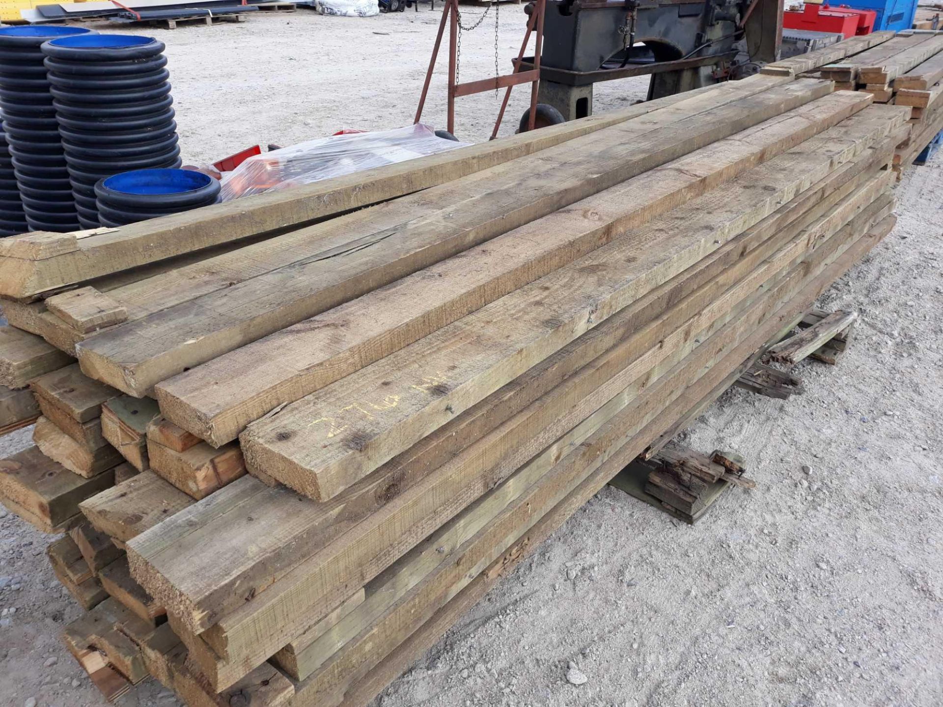 PALLET 40 - 6 X 2 BATONS