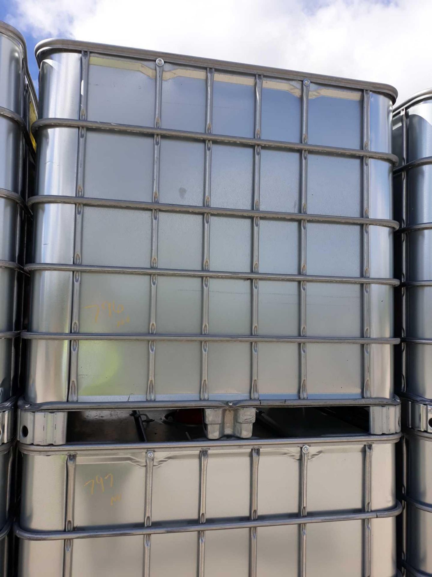 SILVER IBC TANK - CLEANED AND ATEX APPROVED