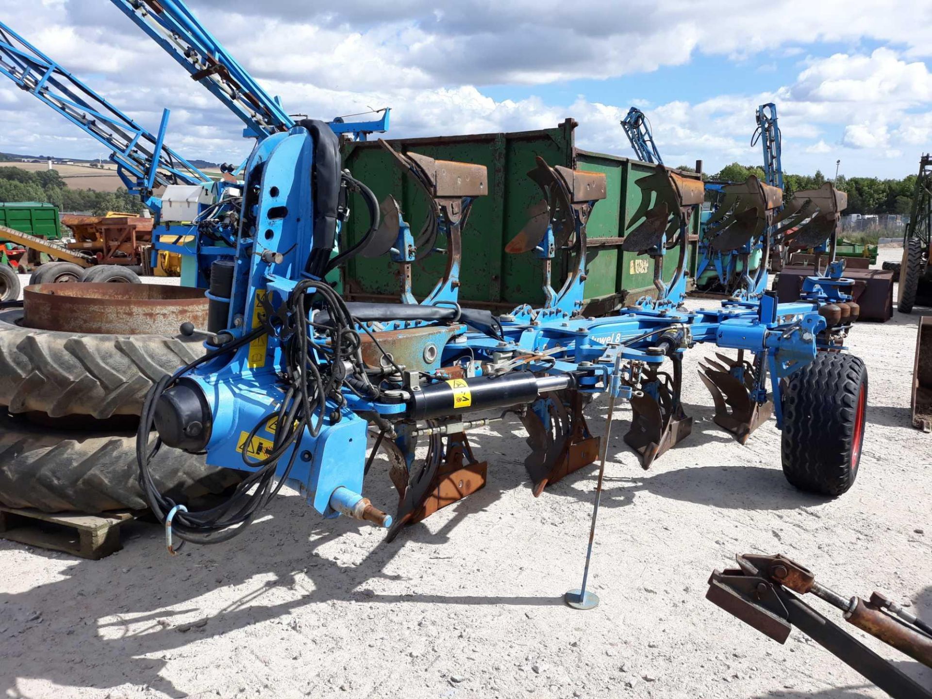 LEMKEN JUWEL 8 5 FUR REV PLOUGH