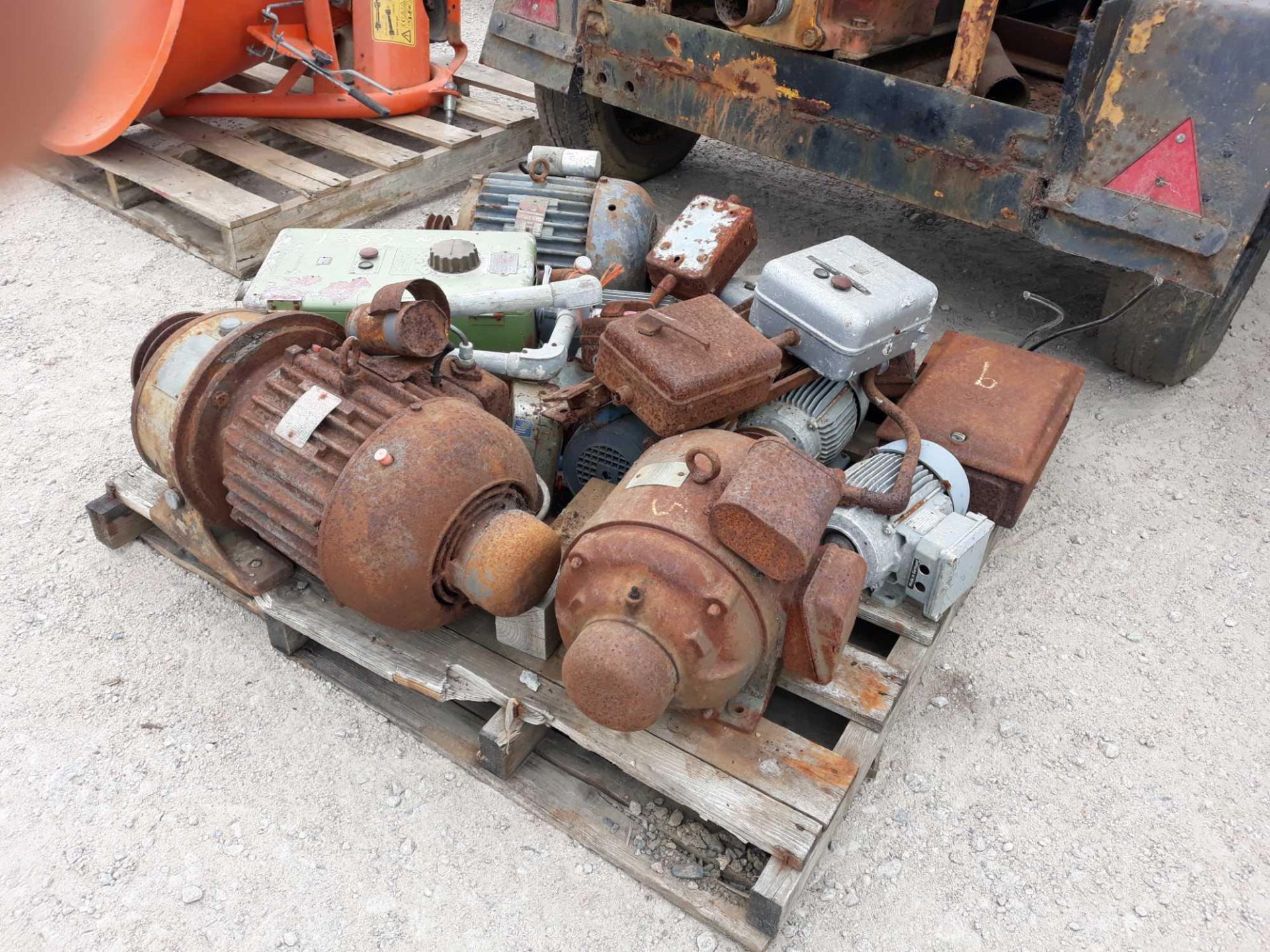 PALLET ELECTRIC MOTORS