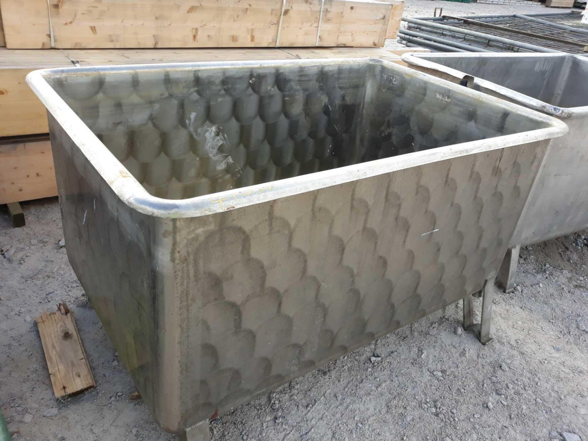 STAINLESS STEEL WASH TUBS