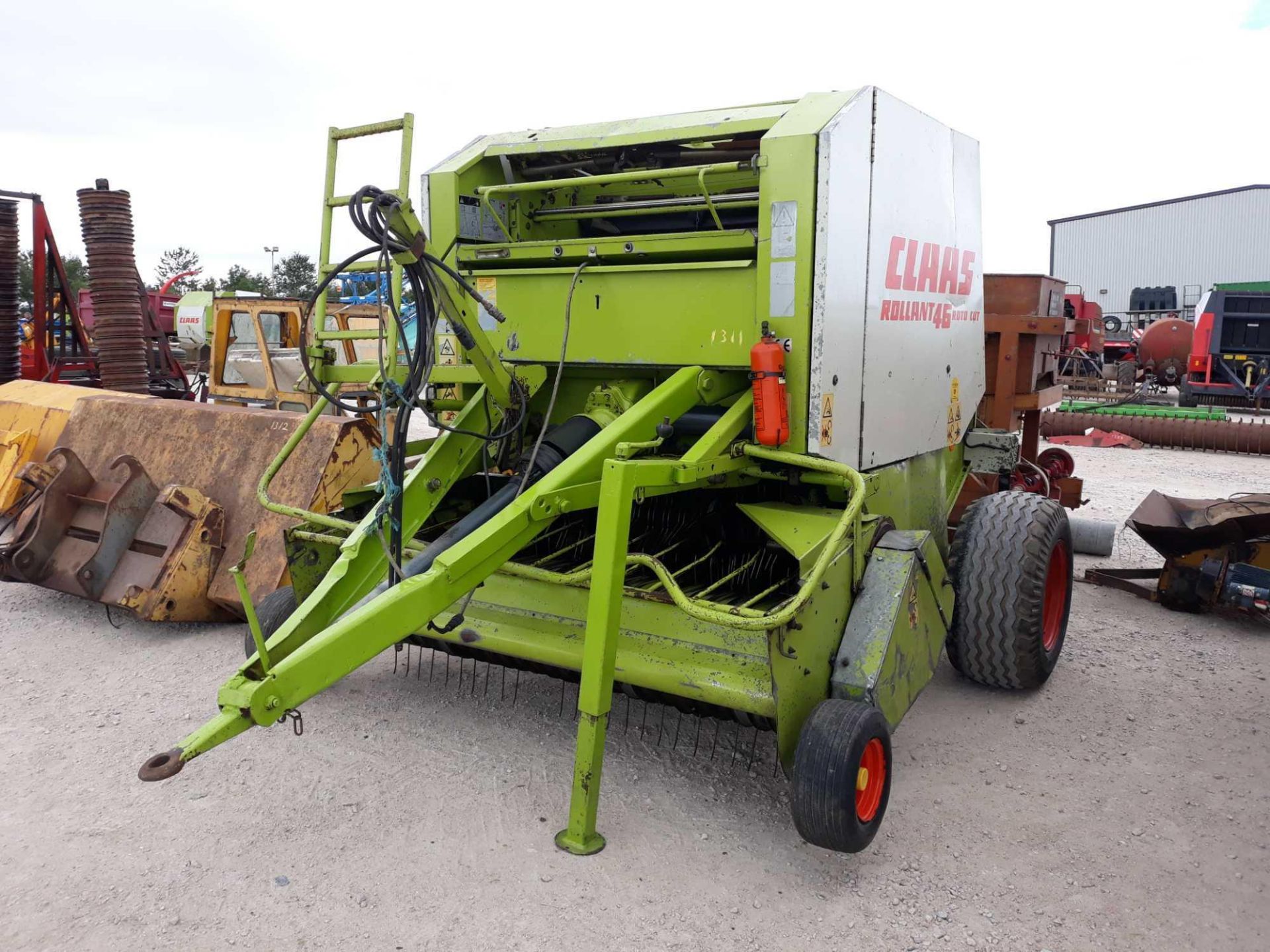 CLAAS 46 ROUND BALER ROTO CHOP WITH PTO