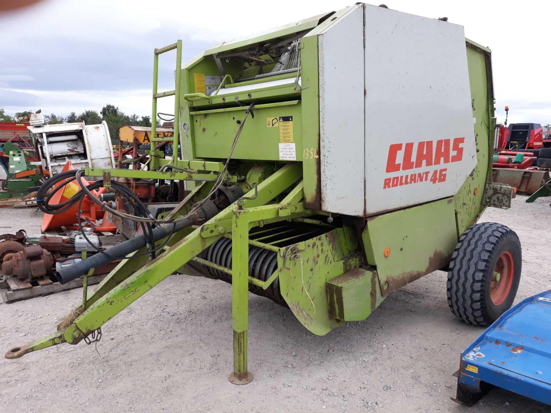 CLAAS ROLLANT 46 BALER WITH PTO