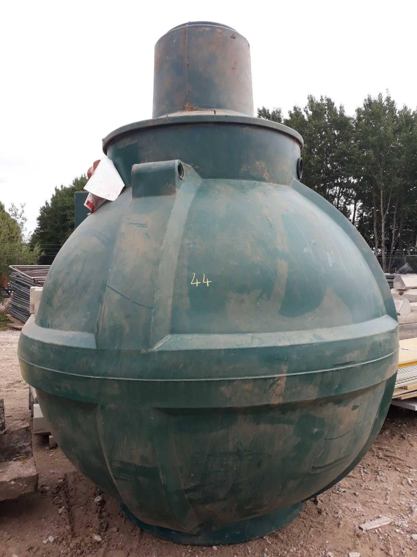 2012 BALMORAL SEPTIC TANKS 6000 LITRES