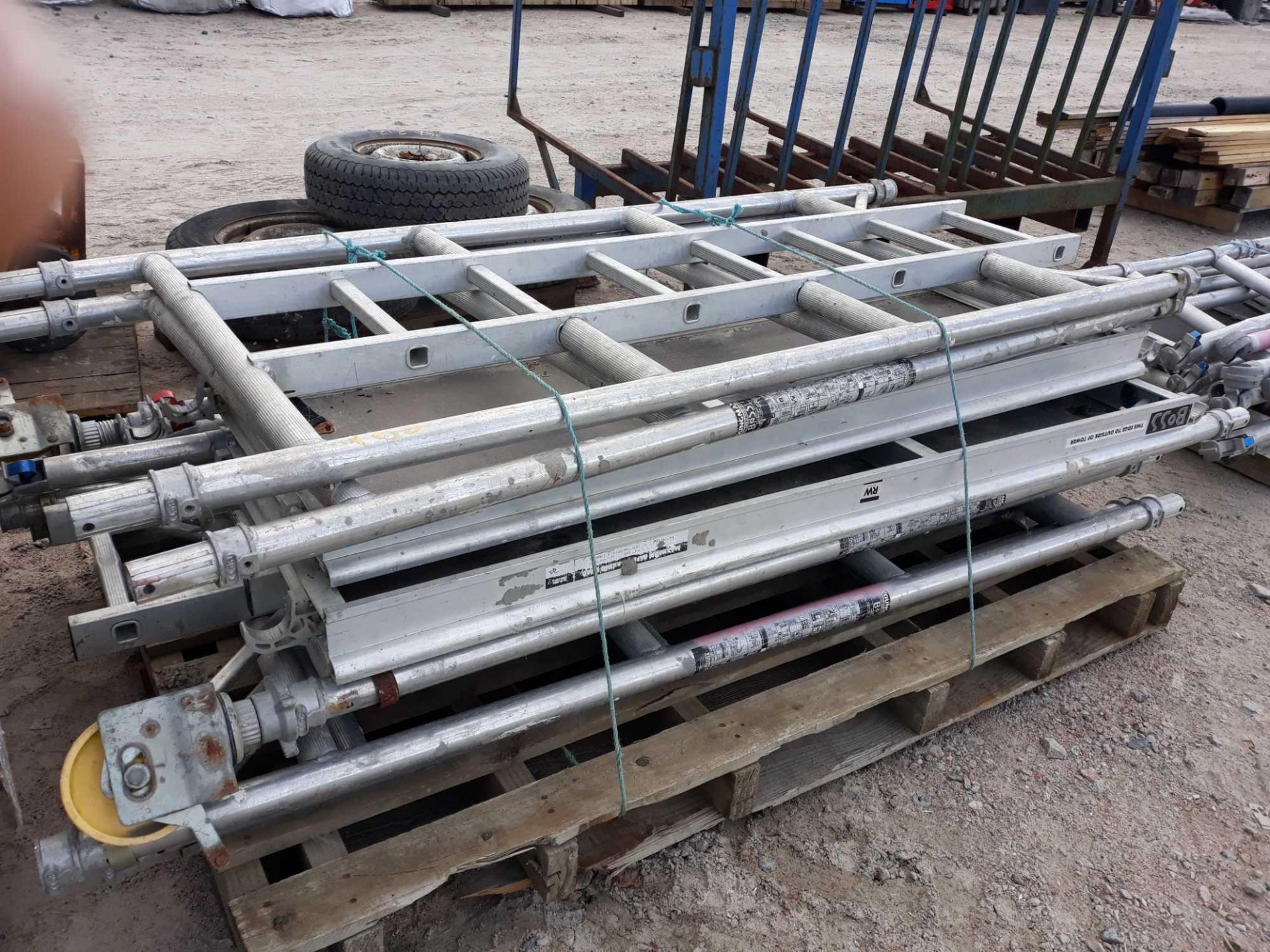 2 PALLETS BOSS ALLOY SCAFFOLD