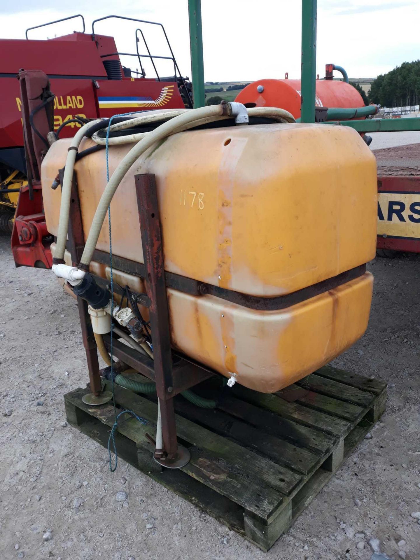 SPRAYER TANK - Bild 2 aus 2