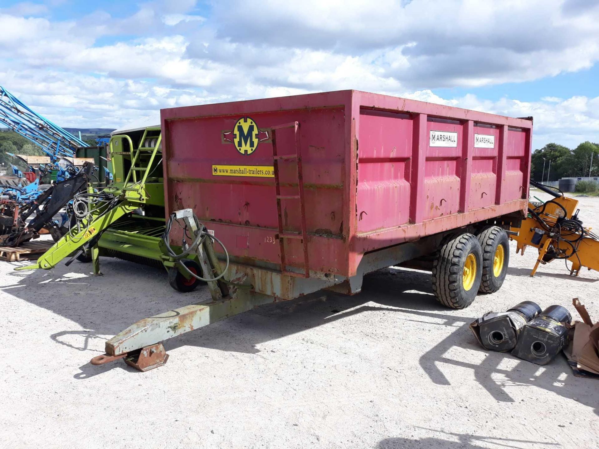 MARSHALL GRAIN TRAILER