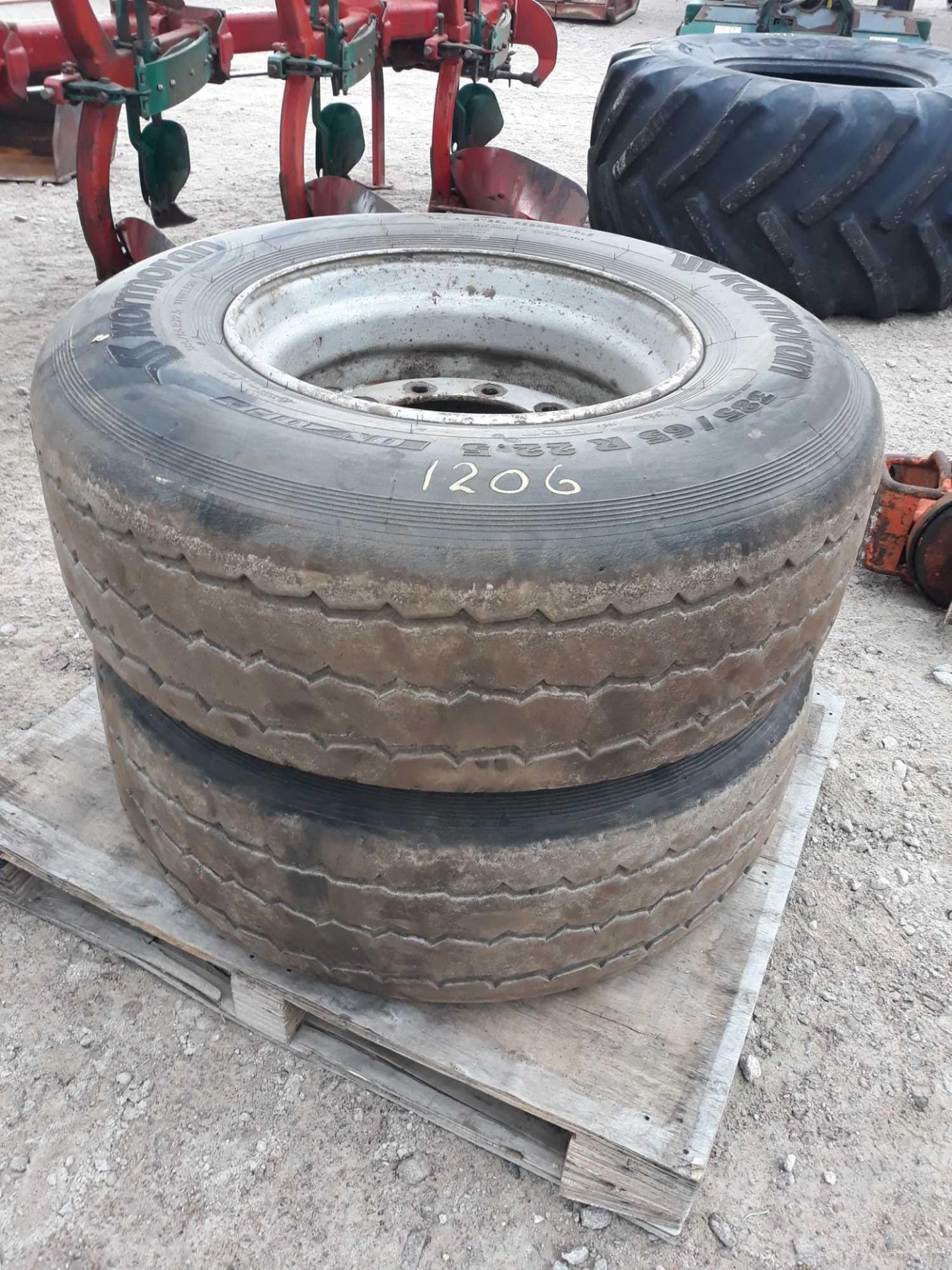 TYRES ON RIMS - Image 2 of 2