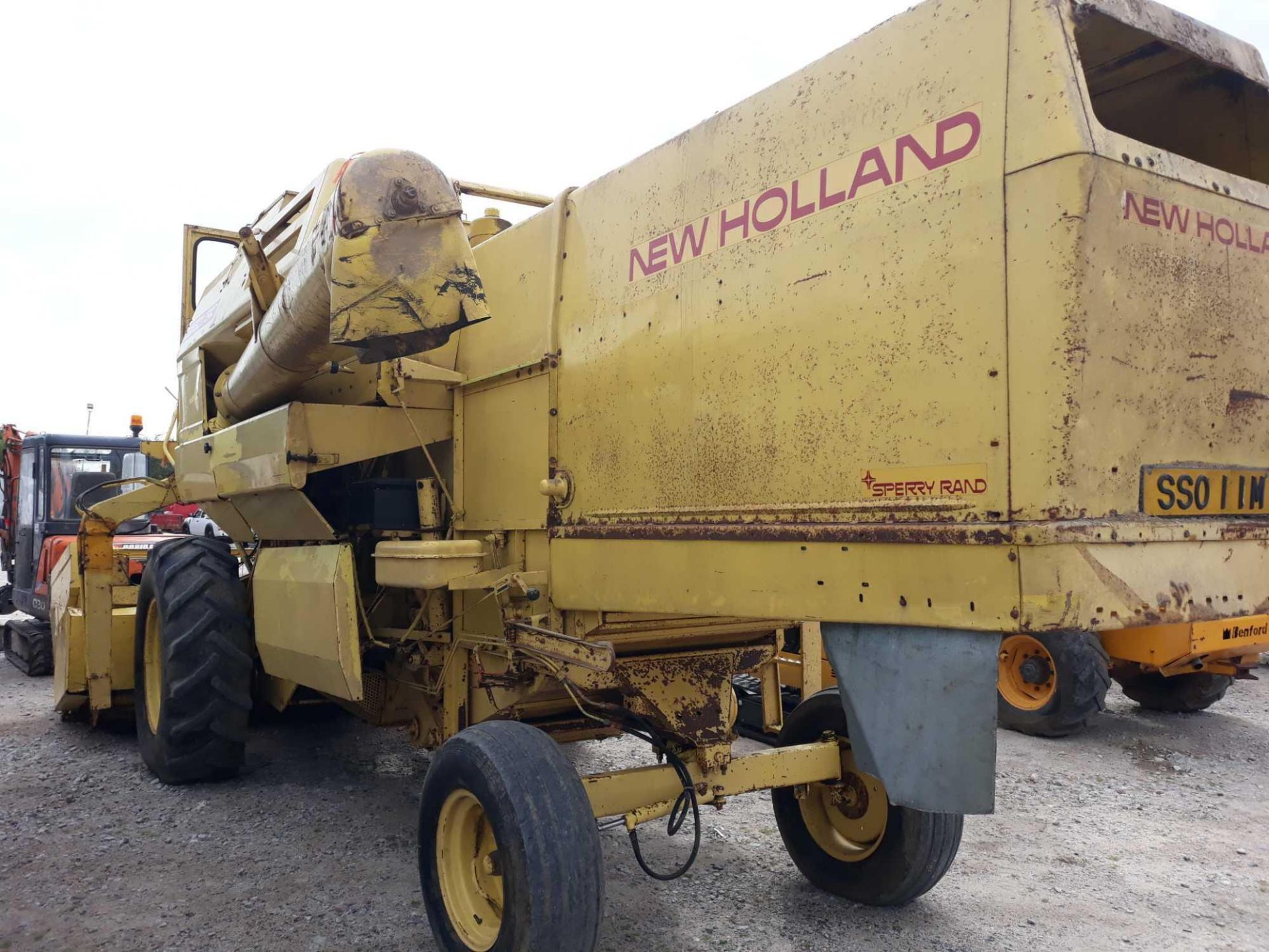 New Holland 1540 Combine Harvester, + VAT - Image 12 of 12