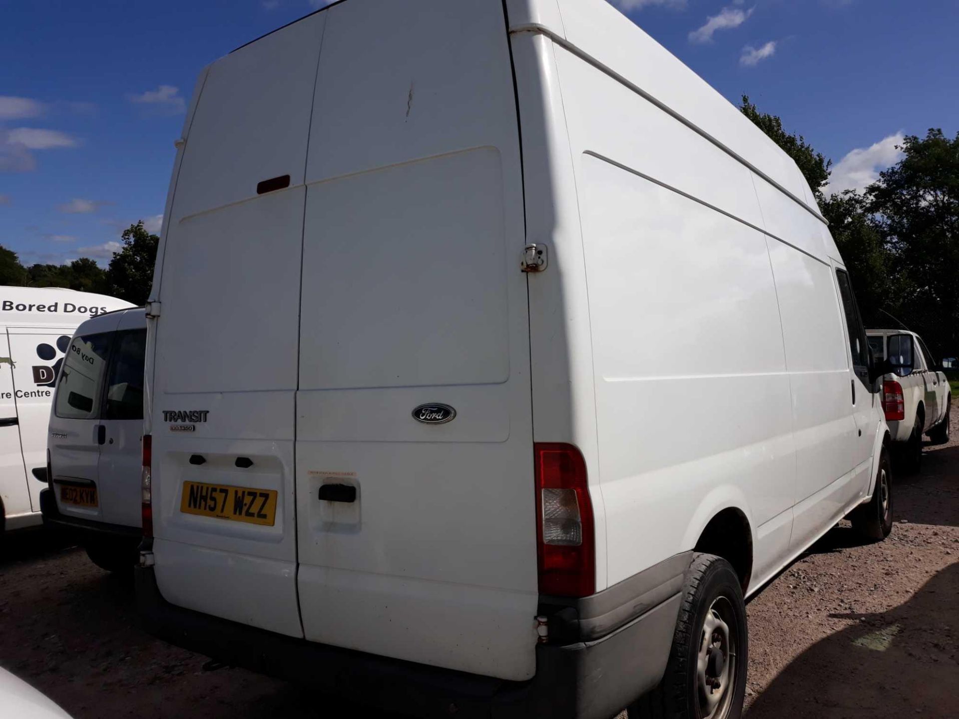 Ford Transit 100 T350l Rwd - 2402cc Van - Image 6 of 8