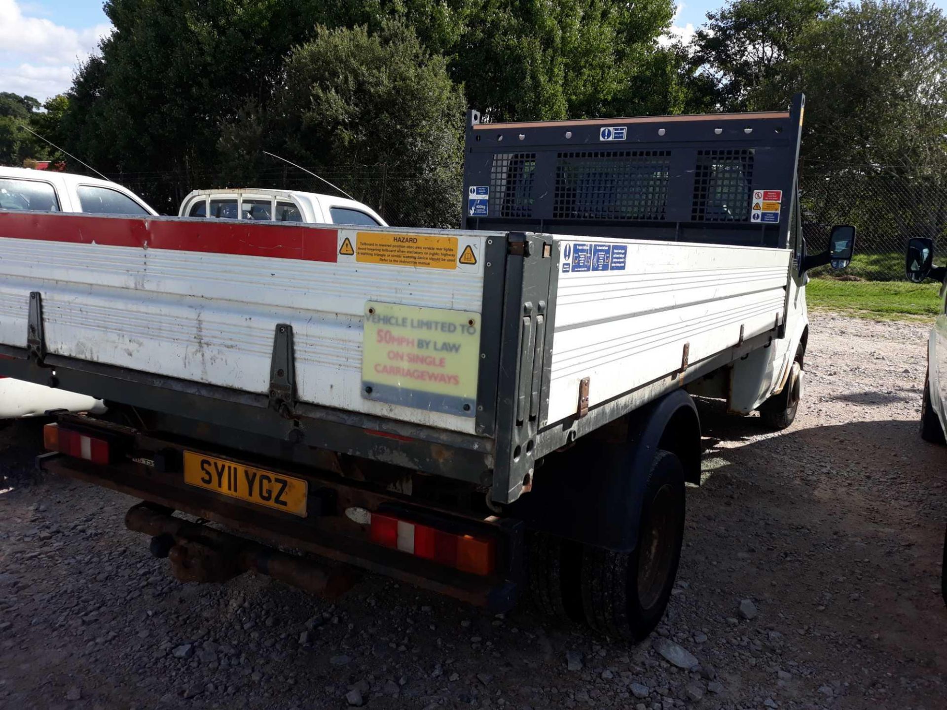 Ford Transit 115 T330s Ltd Rwd - 2402cc 2 Door Van - Image 5 of 9