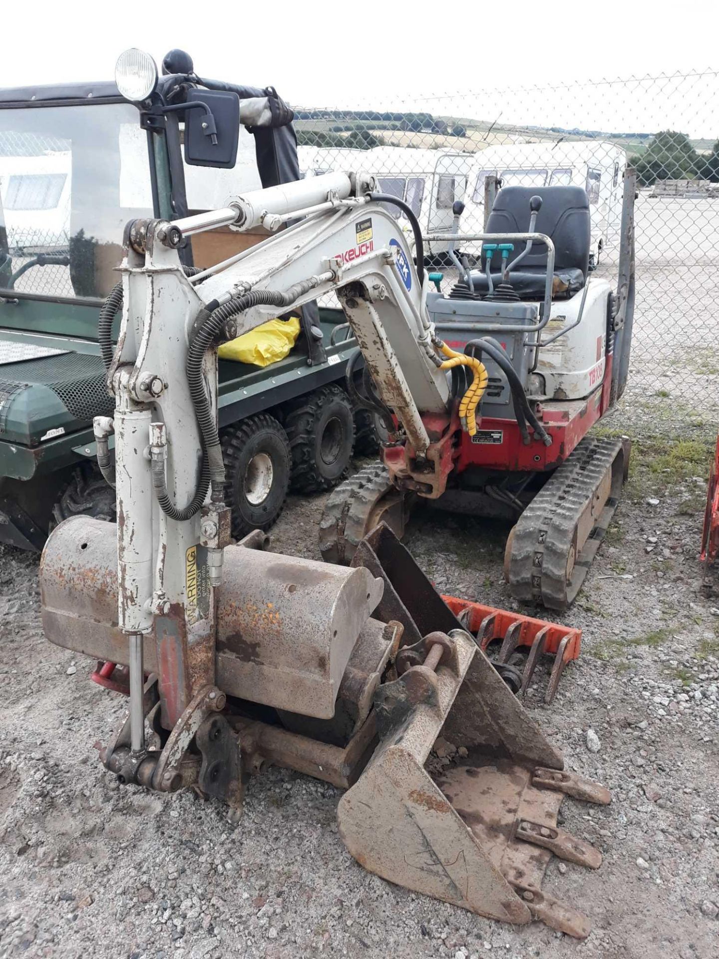 TAKEUCHI TB108 KEY IN P/CABIN