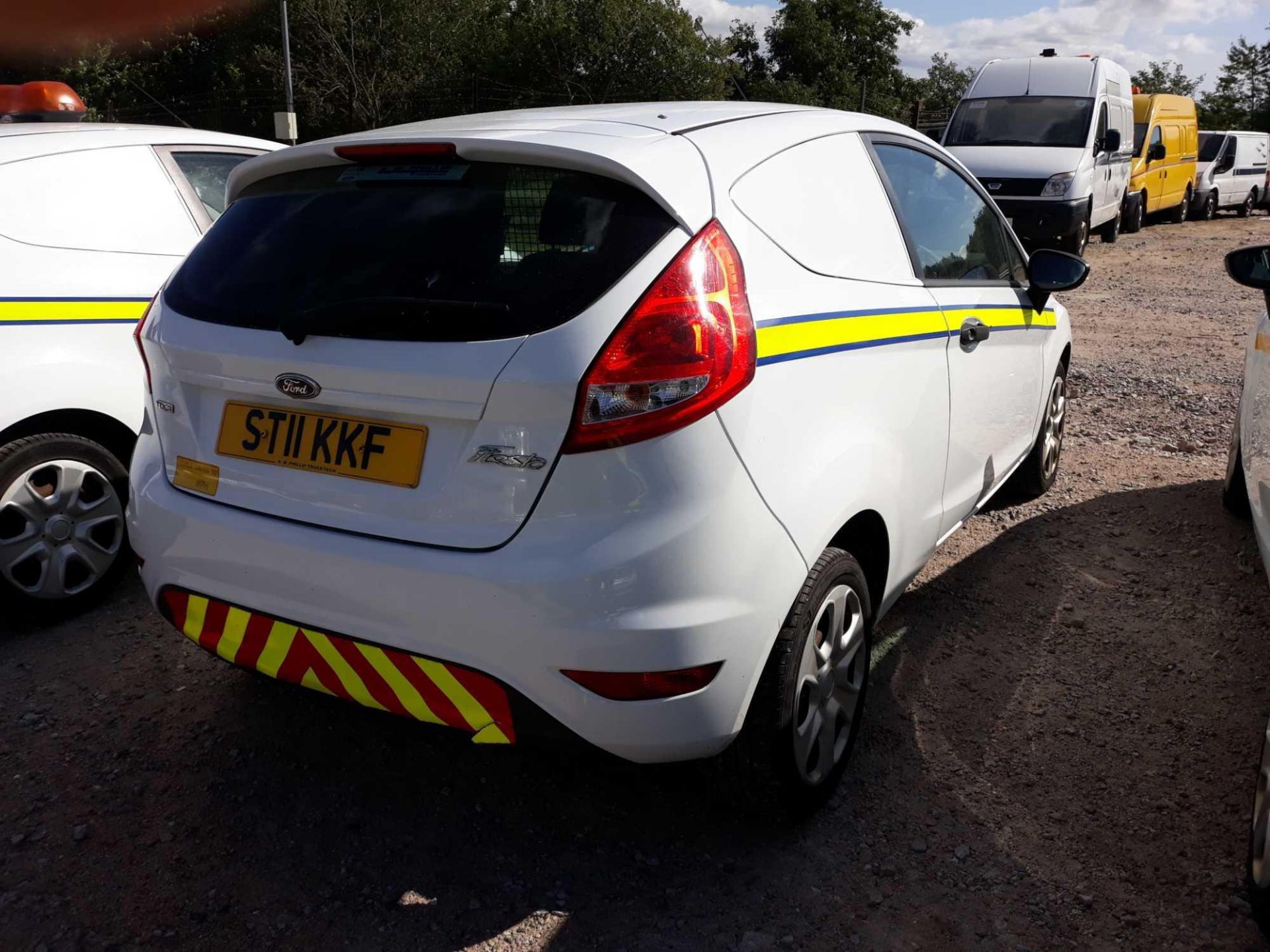 Ford Fiesta Base Tdci - 1399cc 2 Door Van - Image 6 of 9