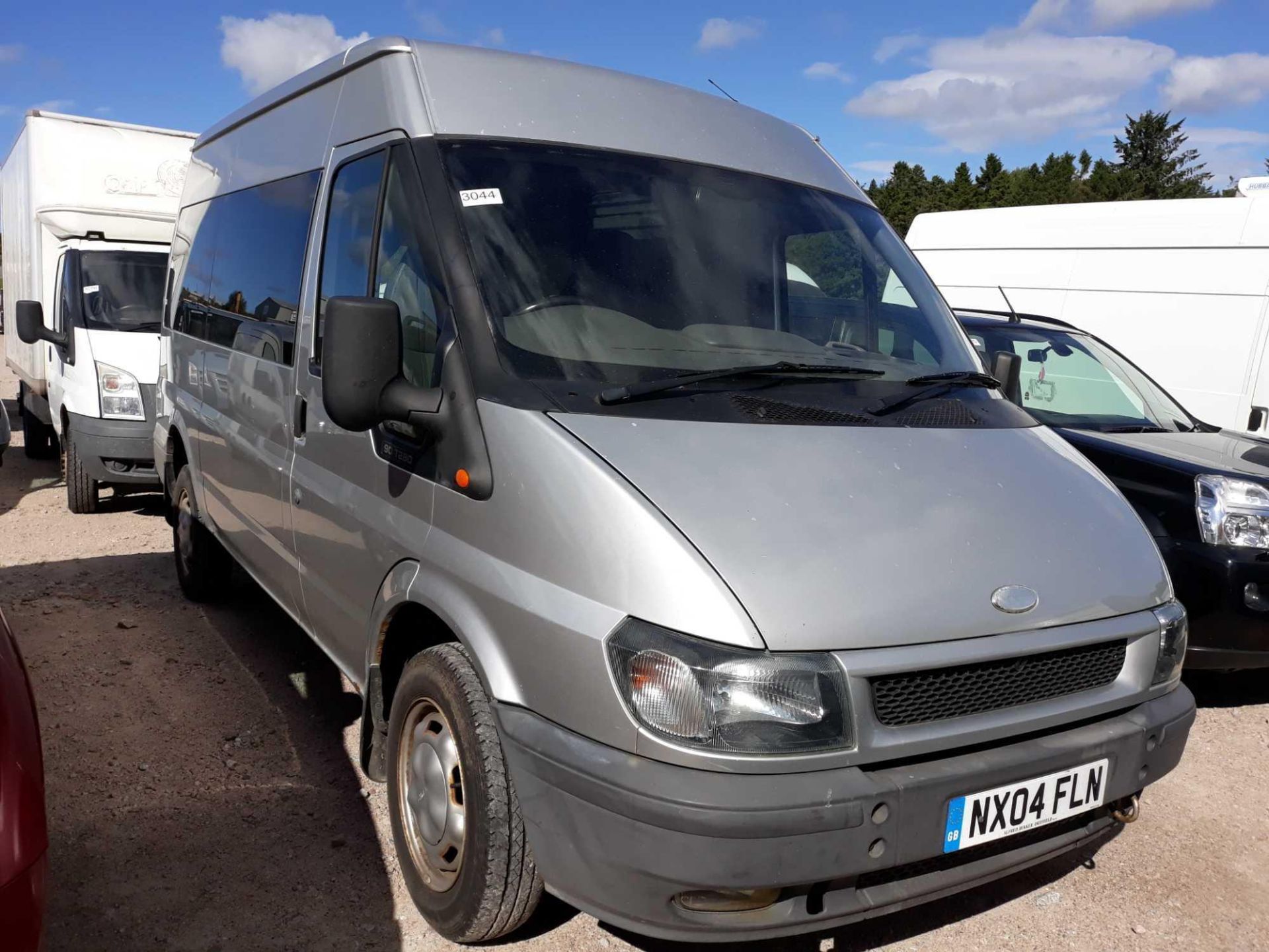 Ford Transit 280 Mwb Durashift - 2402cc 2 Door Van - Image 3 of 8