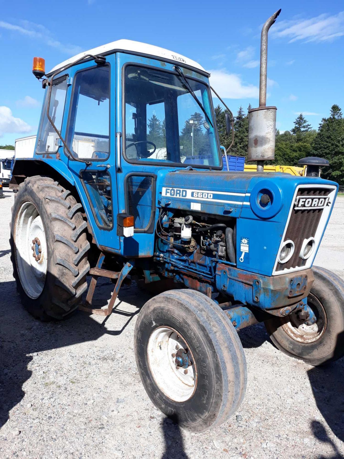 Ford Cargo 1615 - 0cc Tractor