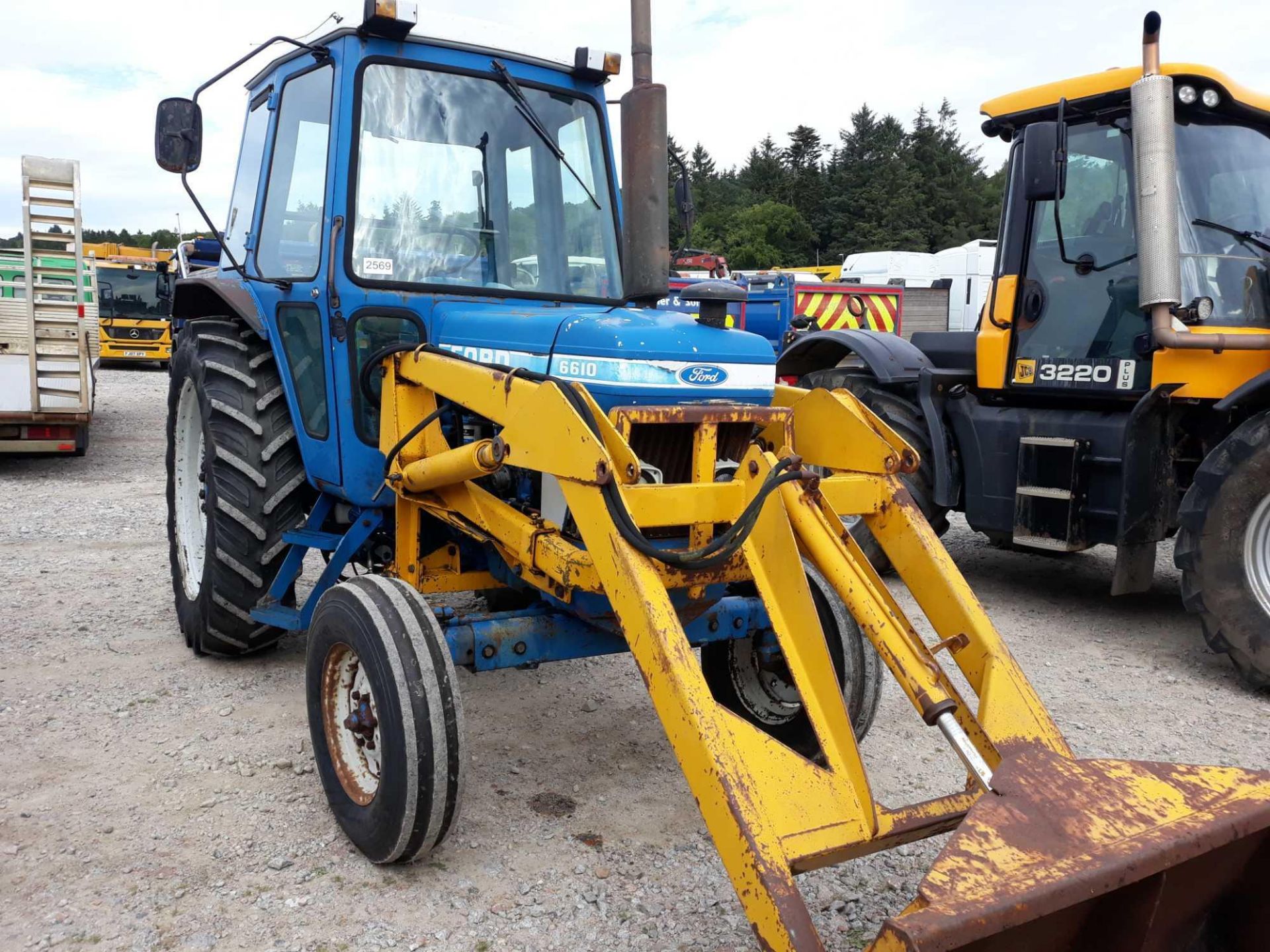 Ford Cargo 1615 - 0cc Tractor - Image 4 of 6