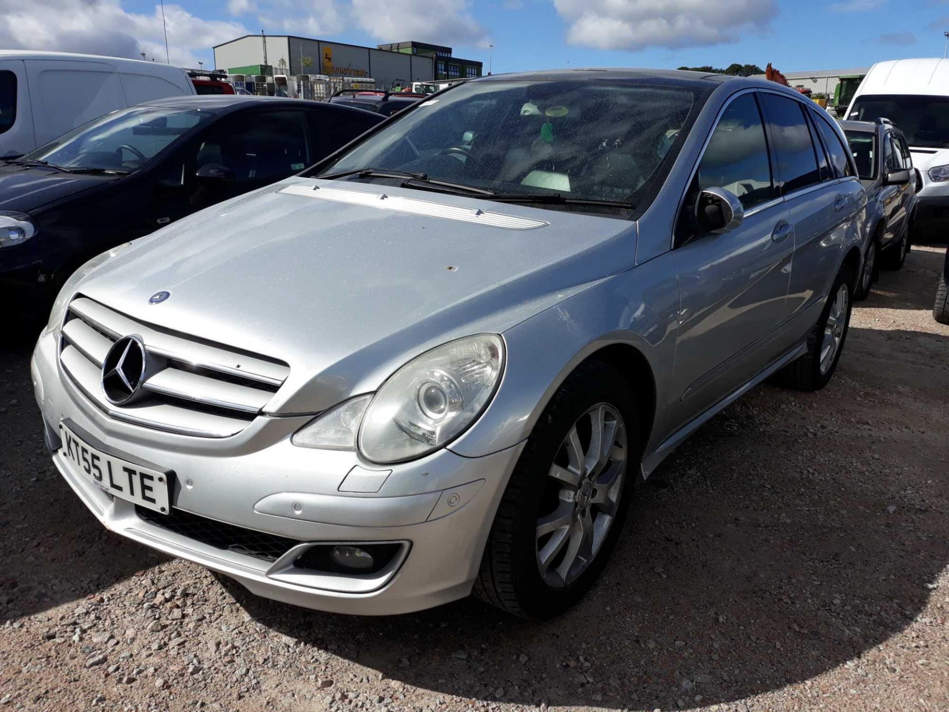 Mercedes R320 Se Cdi A - 2987cc Estate - Image 6 of 8