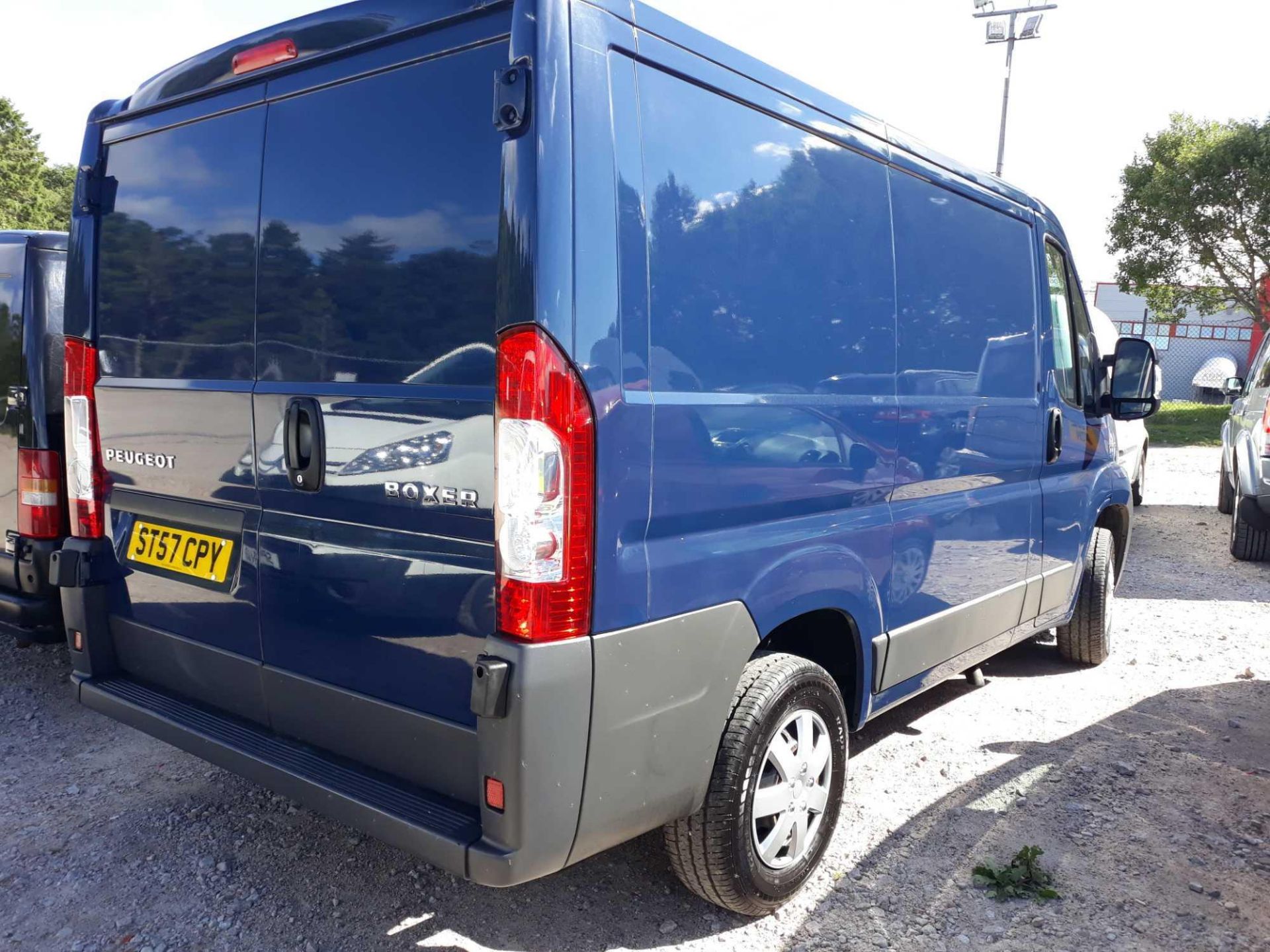 Peugeot Boxer 330 Swb - 2198cc 2 Door Van - Image 6 of 8