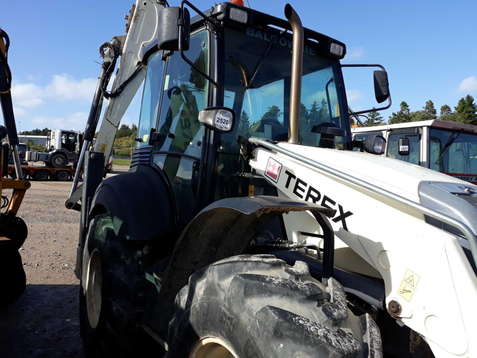 Terex Backhoe Loader - 4400cc Tractor - Image 2 of 3