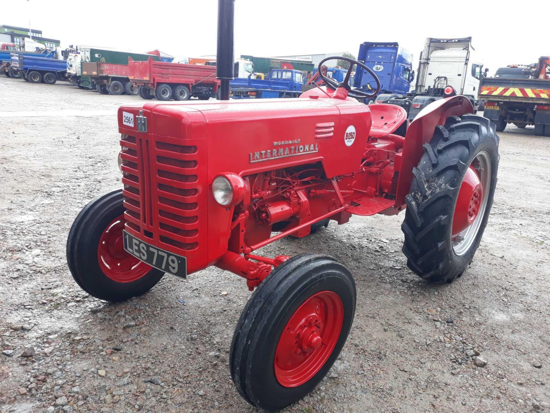 LES779, INTERNATIONAL B250, Date of First Reg: 09/08/1958, NO VAT, INCLUDES ORIGINAL REGISTRATION BO - Image 2 of 3