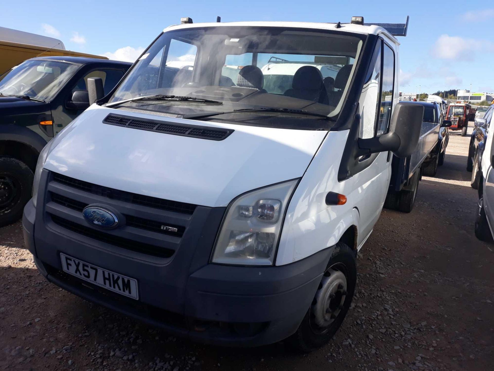 Ford Transit 350 Lwb - 2400cc Pickup - Image 3 of 4