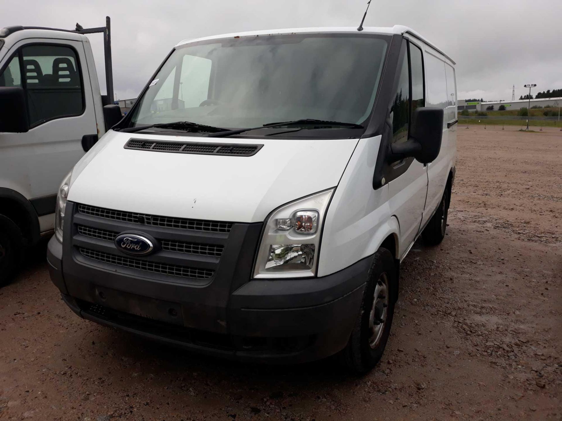 Ford Transit 125 T330 Fwd - 2198cc Van - Image 2 of 3