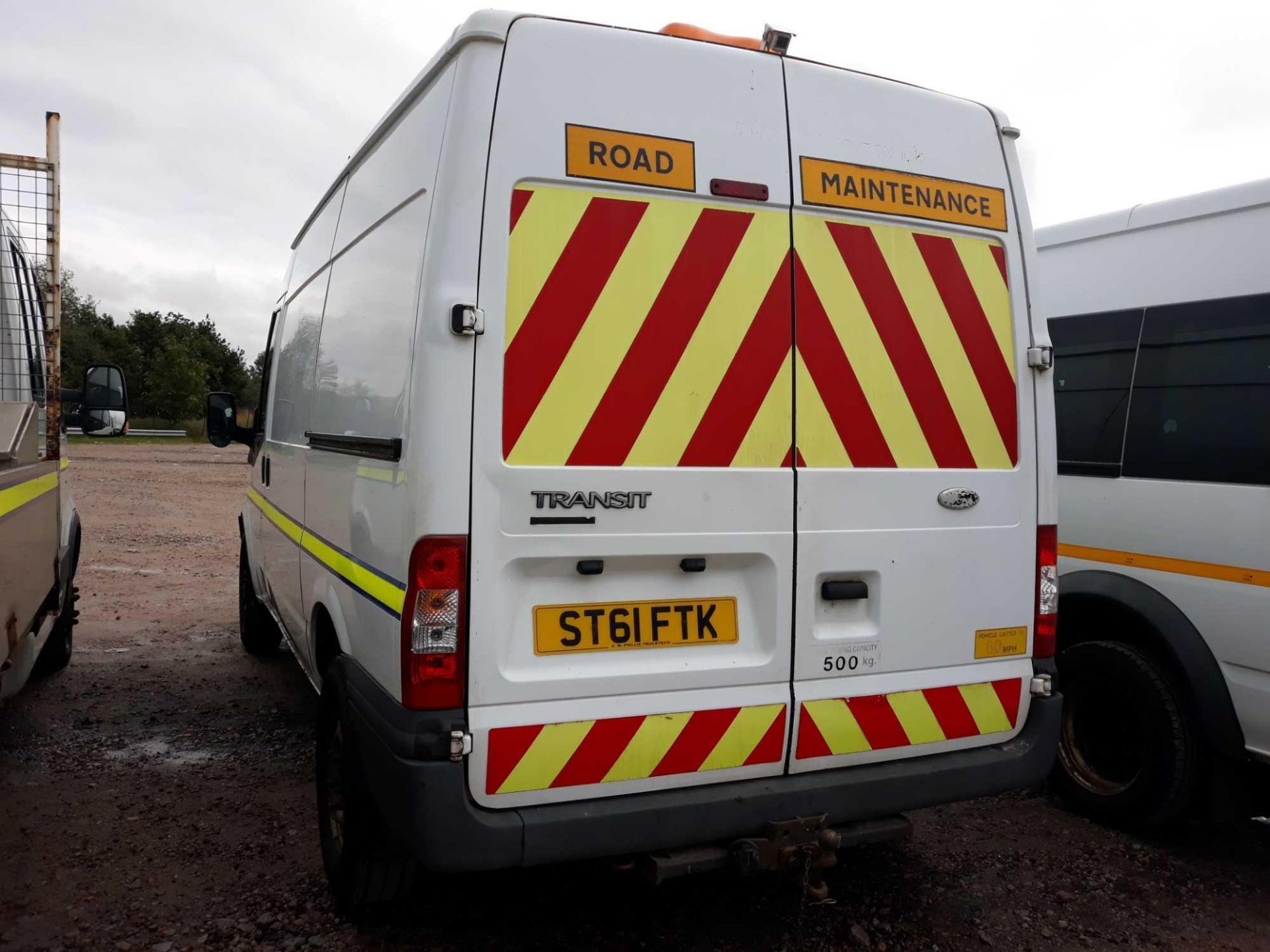 Ford Transit 100 T350m Rwd - 2402cc 2 Door Van - Image 3 of 3