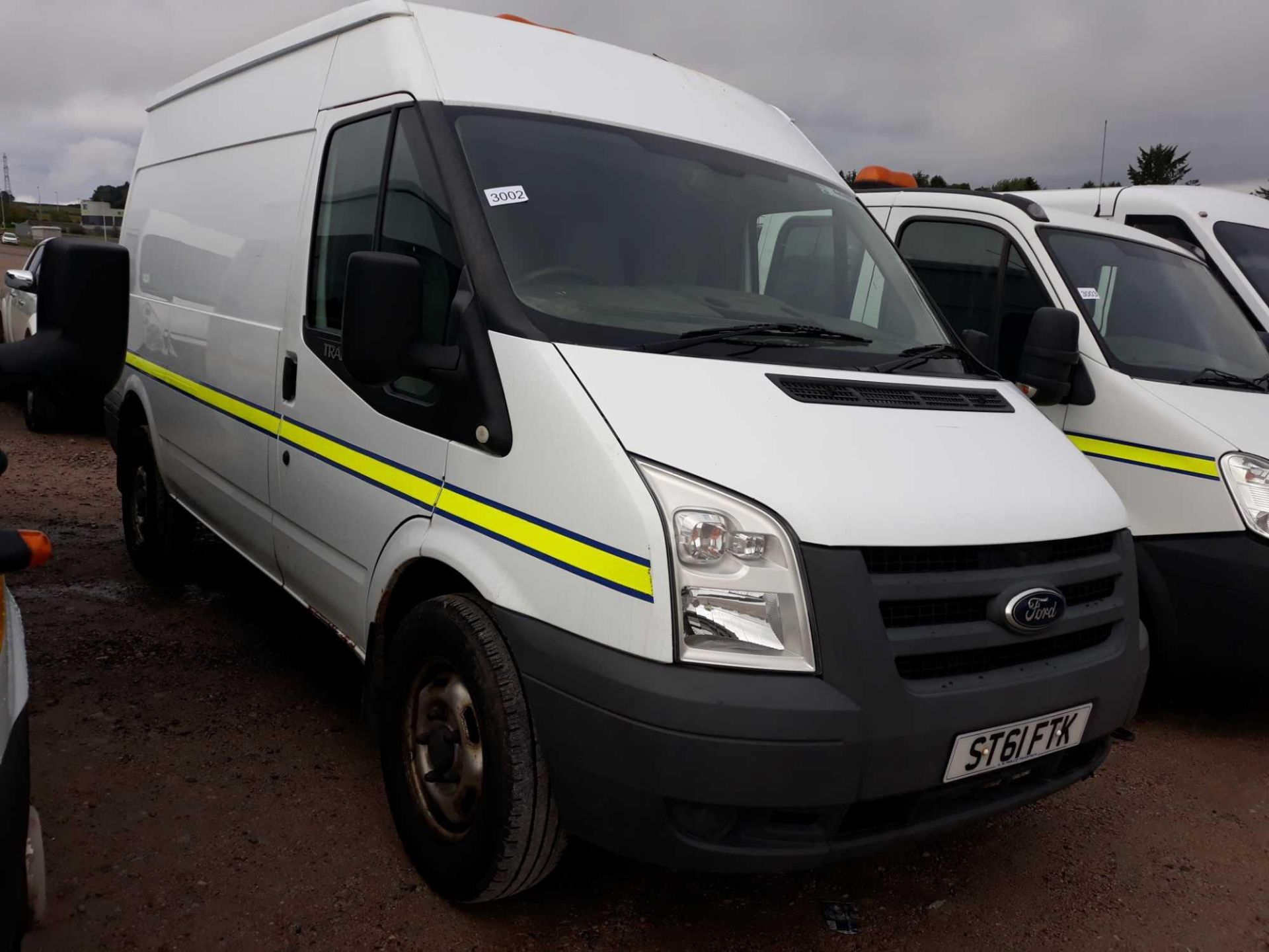 Ford Transit 100 T350m Rwd - 2402cc 2 Door Van